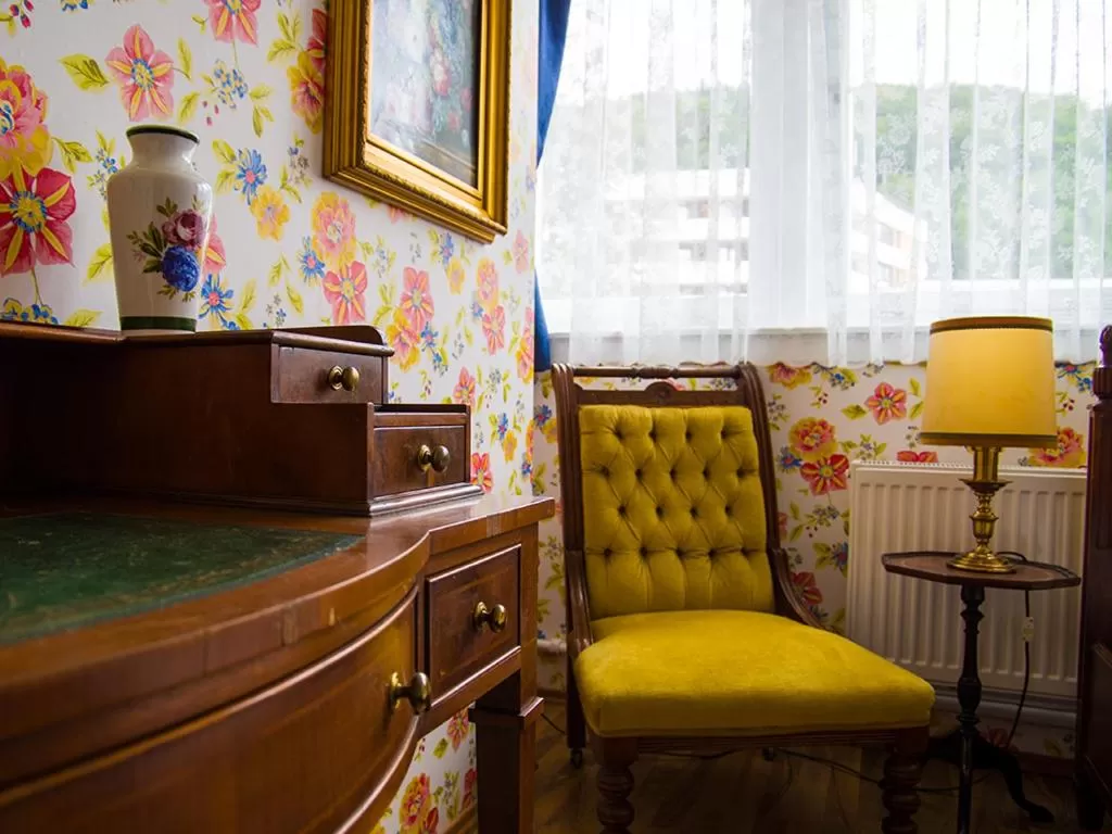 Day in Hotel Victoria