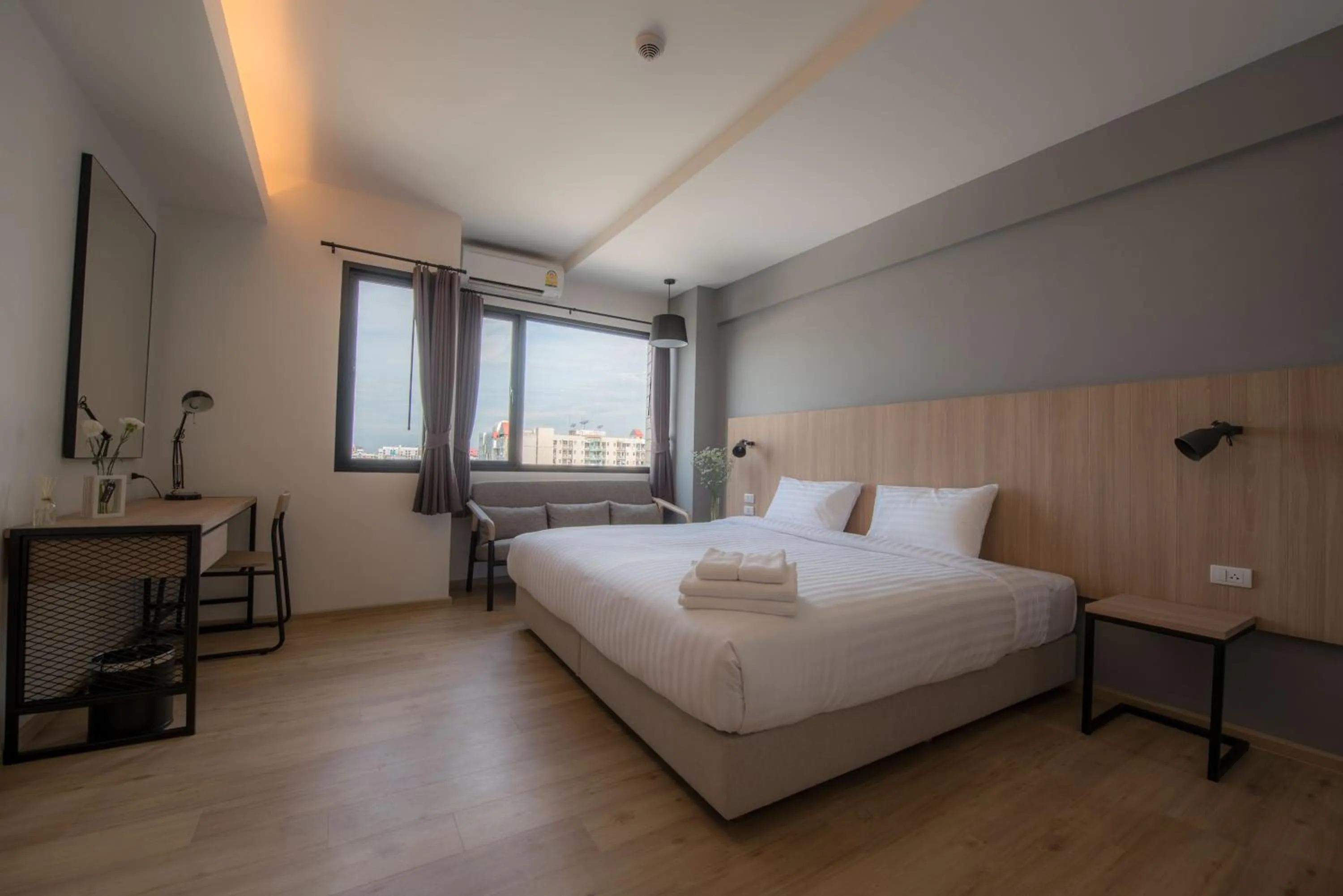 Standard Room in Mii Hotel Srinakarin