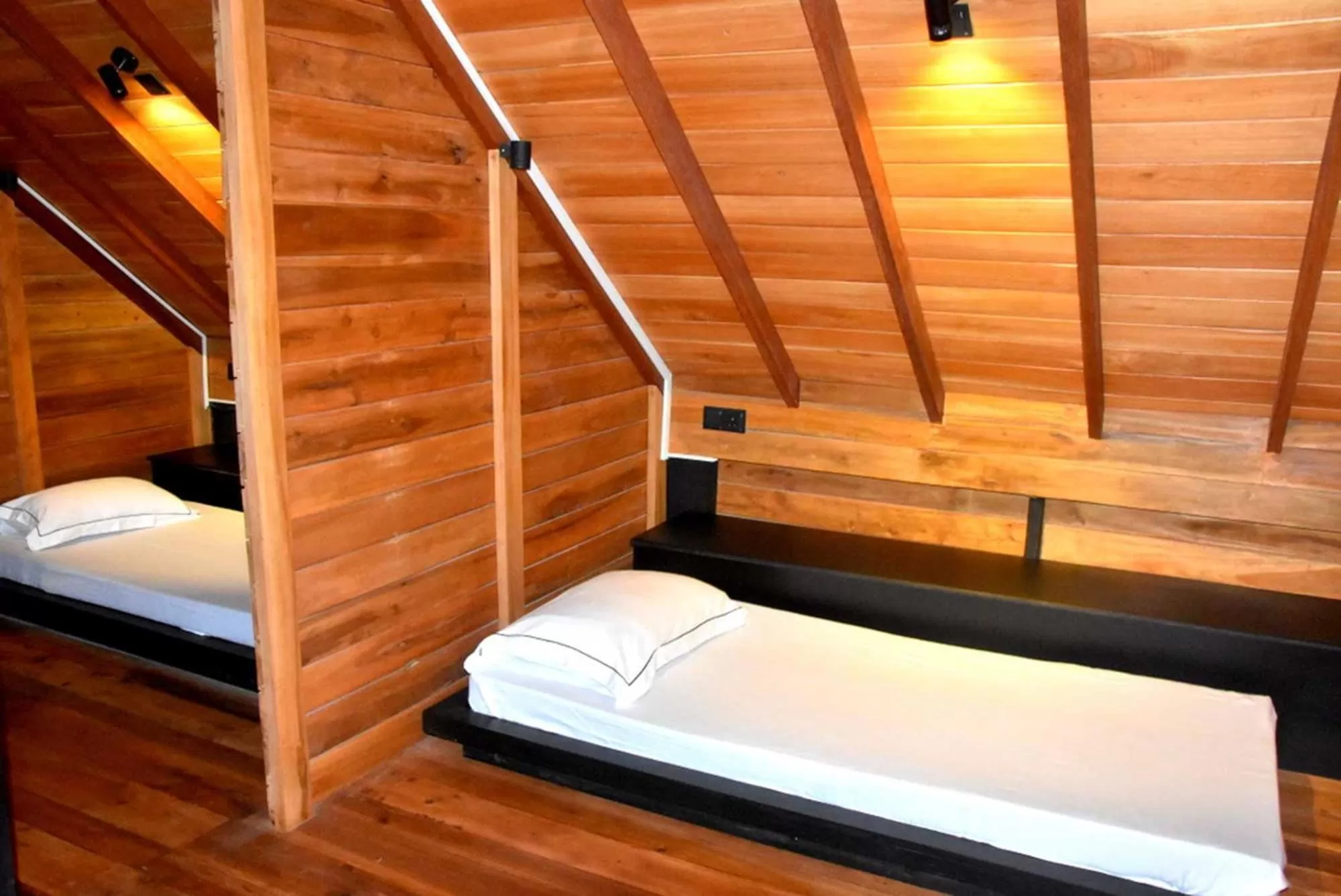 Bedroom, Bed in Manuka Hillwood Hotel