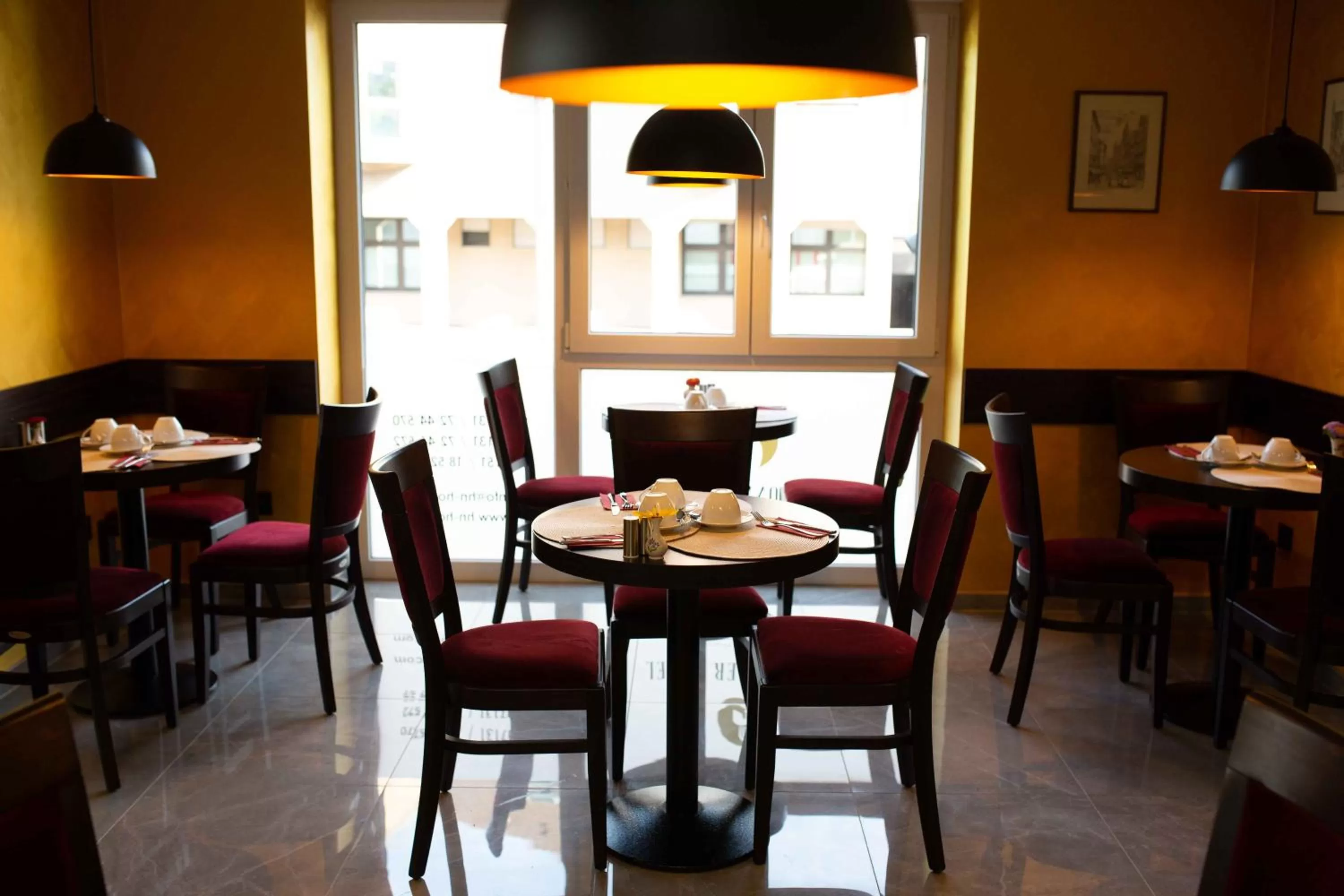 Restaurant/places to eat in Heilbronner Hotel am schönen Theater