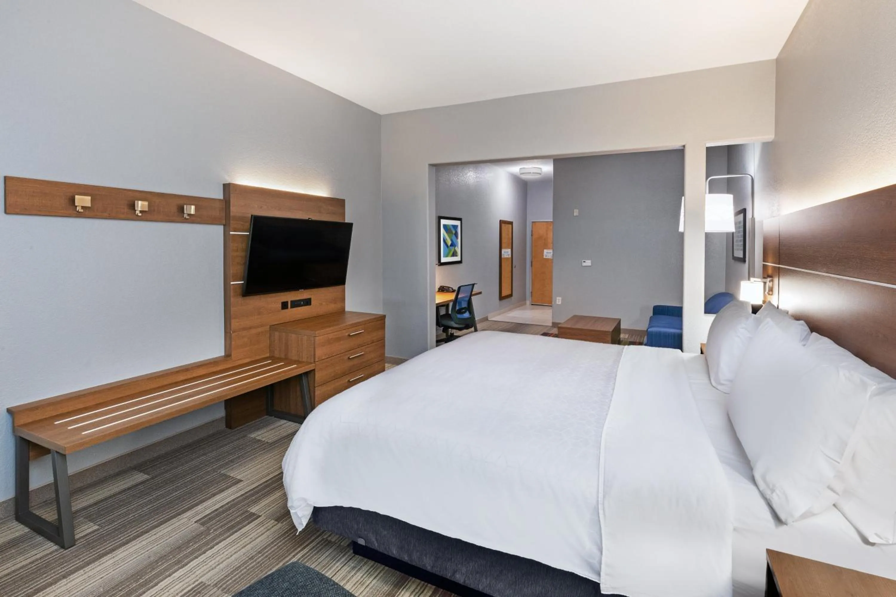 Photo of the whole room, Bed in Holiday Inn Express Hotel & Suites Austin NE-Hutto by IHG