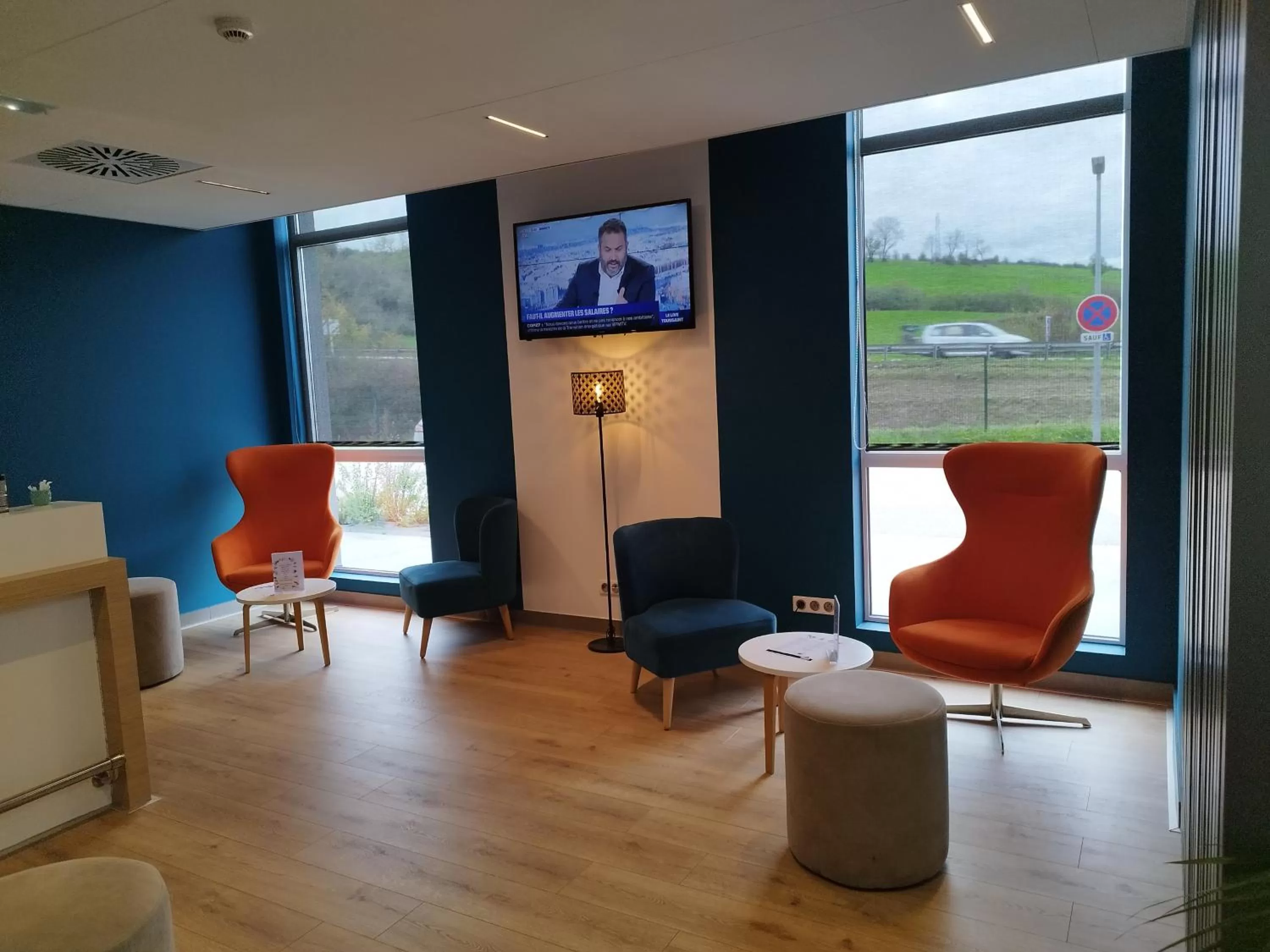 Living room in Hôtel AKENA Besançon