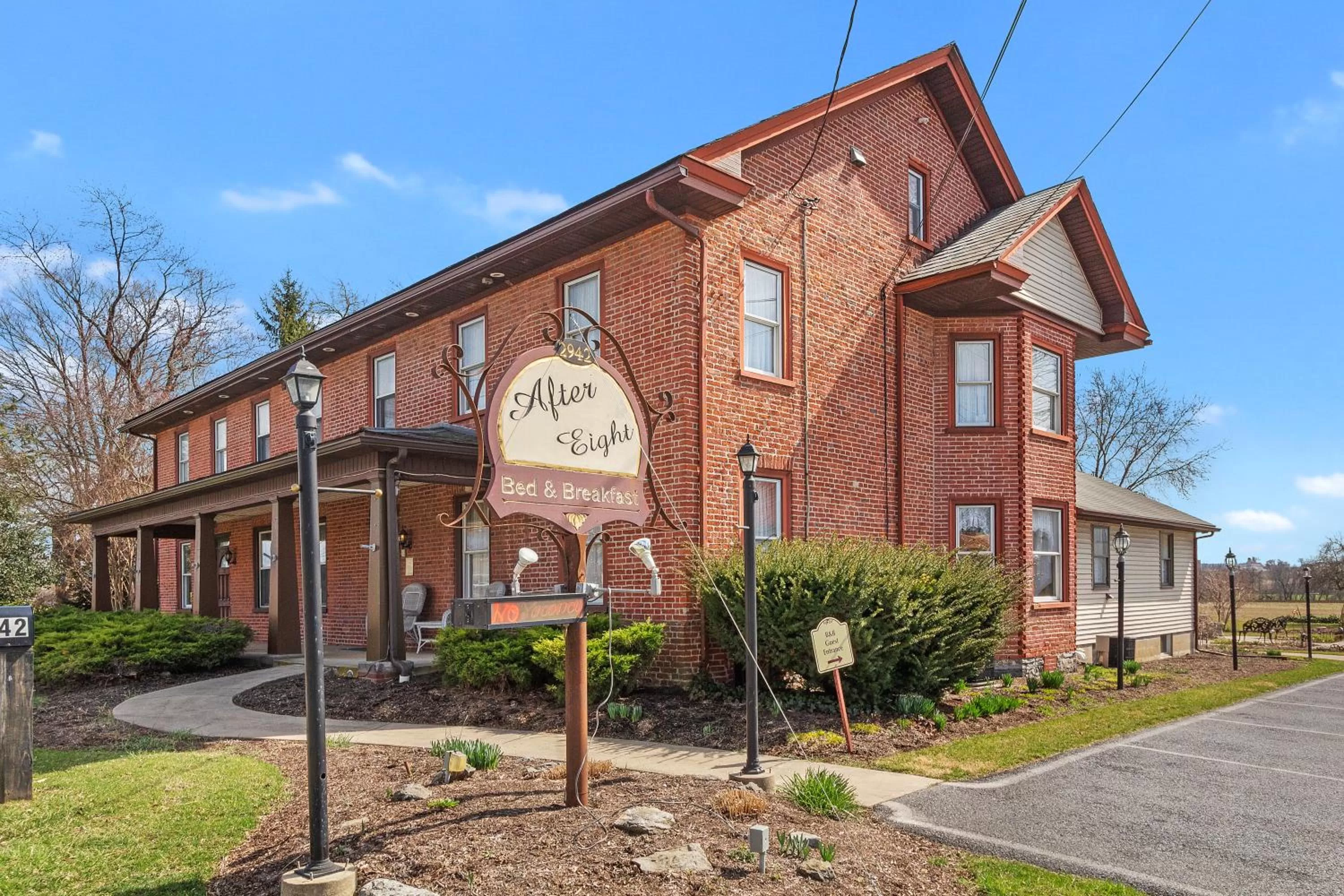 Street view in After Eight Bed and Breakfast