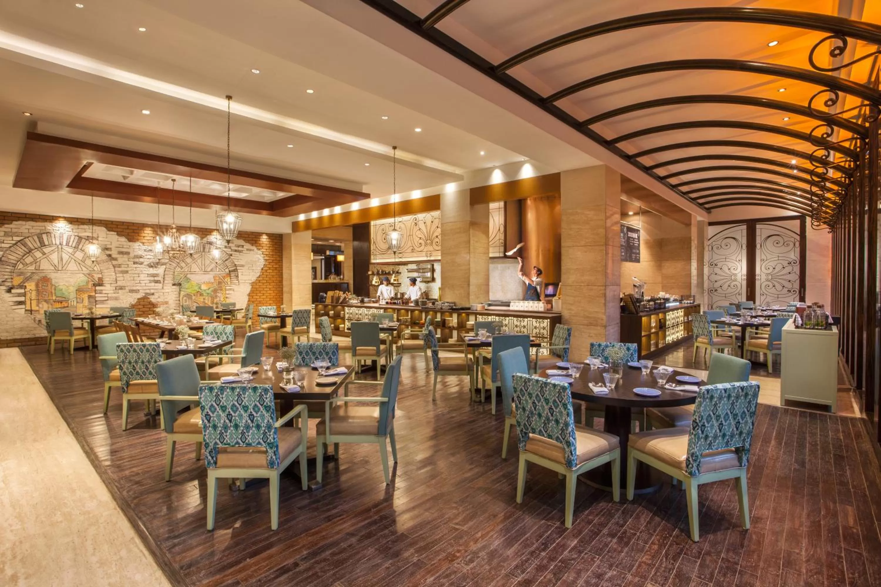 Restaurant/places to eat in Hyatt Regency Pune Hotel & Residences