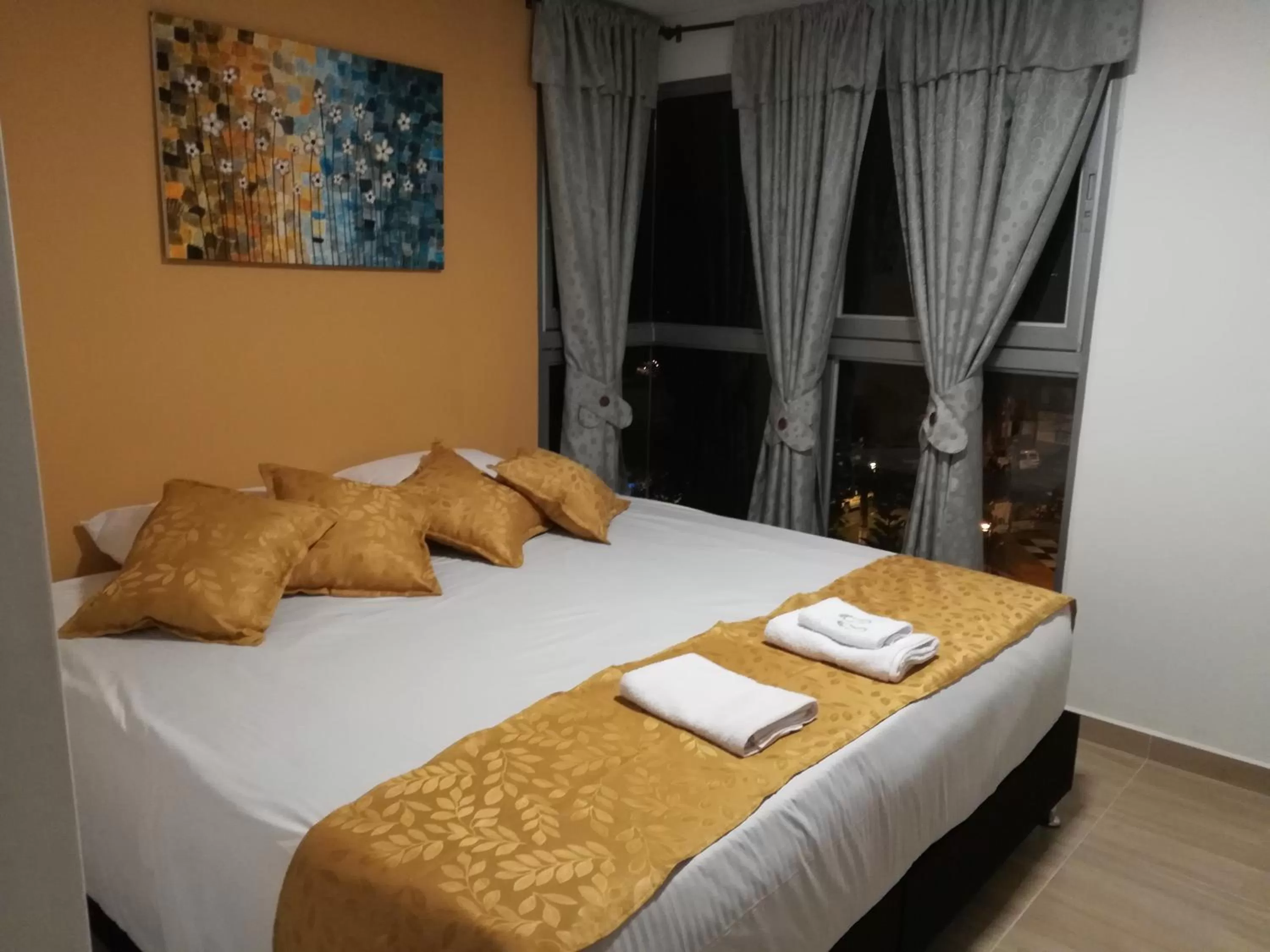 Photo of the whole room, Bed in Hotel Anzea