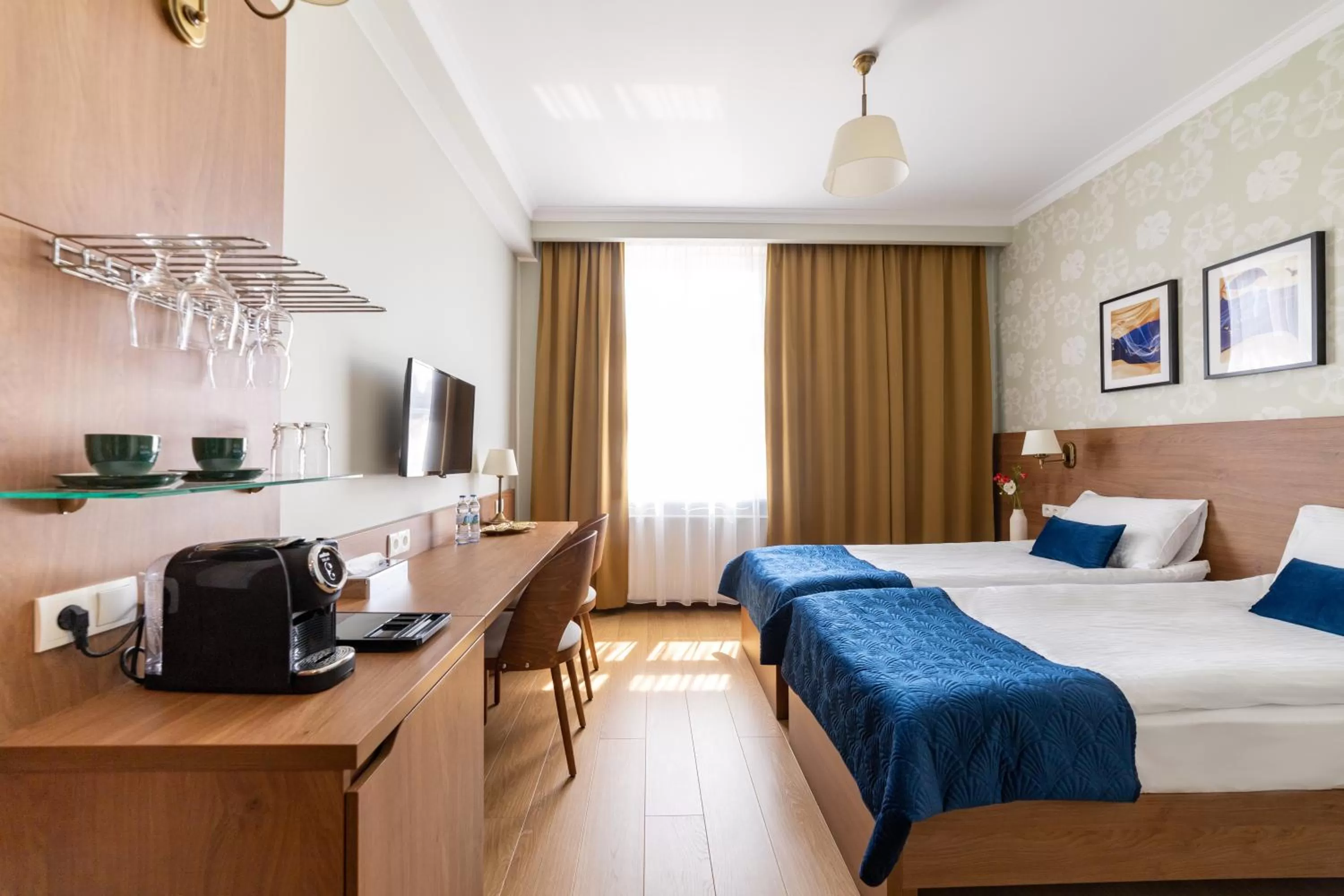 Coffee/tea facilities, Bed in Portal House Apartments