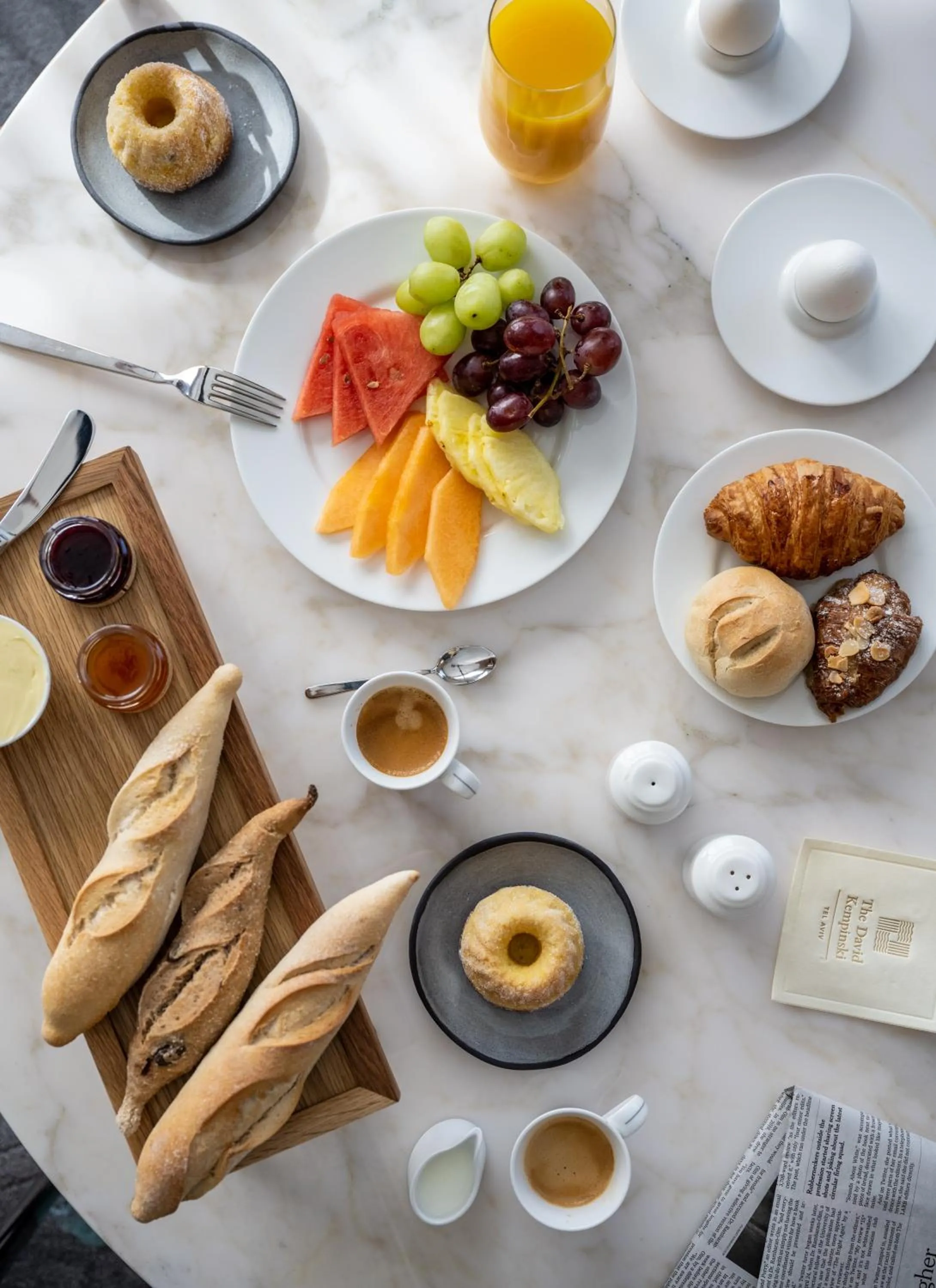 Food and drinks in The David Kempinski Tel Aviv