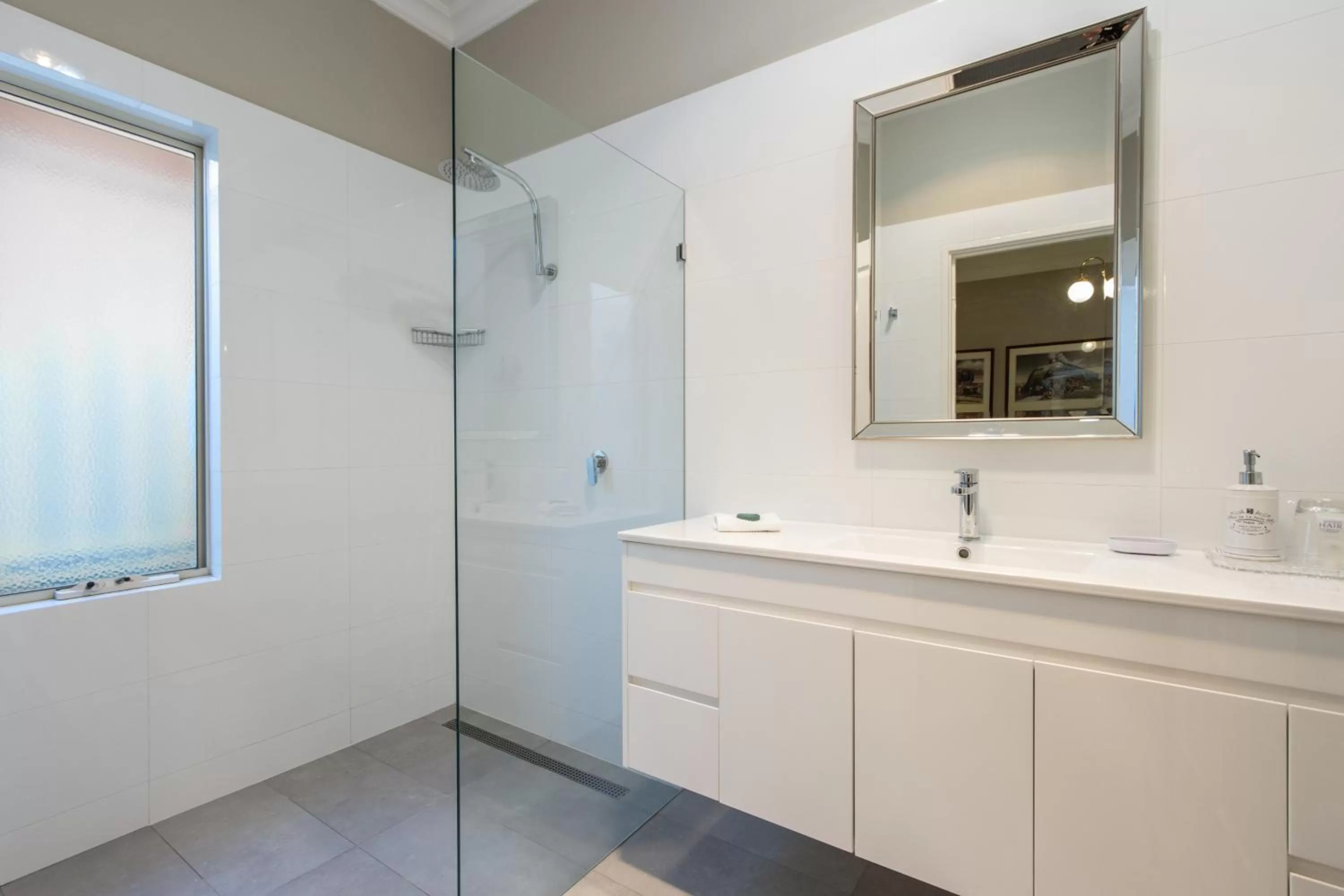 Bathroom in Durham Lodge Bed & Breakfast