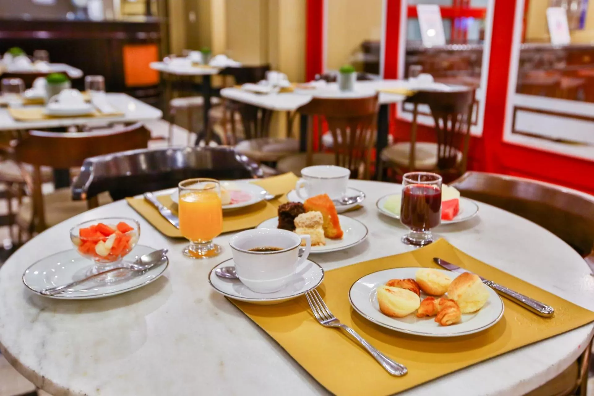 Breakfast in Transamerica Executive Curitiba Batel