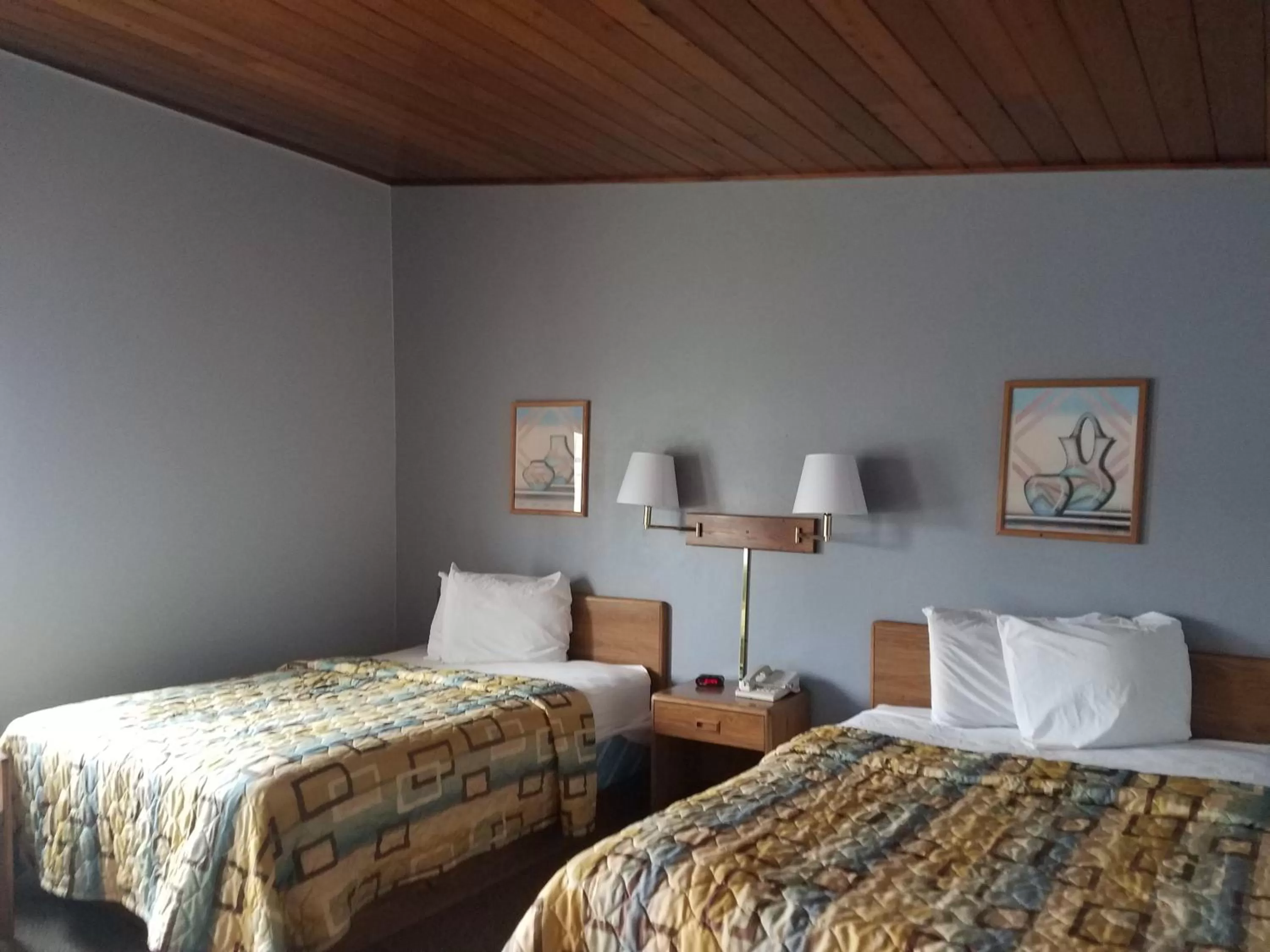 Bedroom, Bed in Budget Host Melody Lane