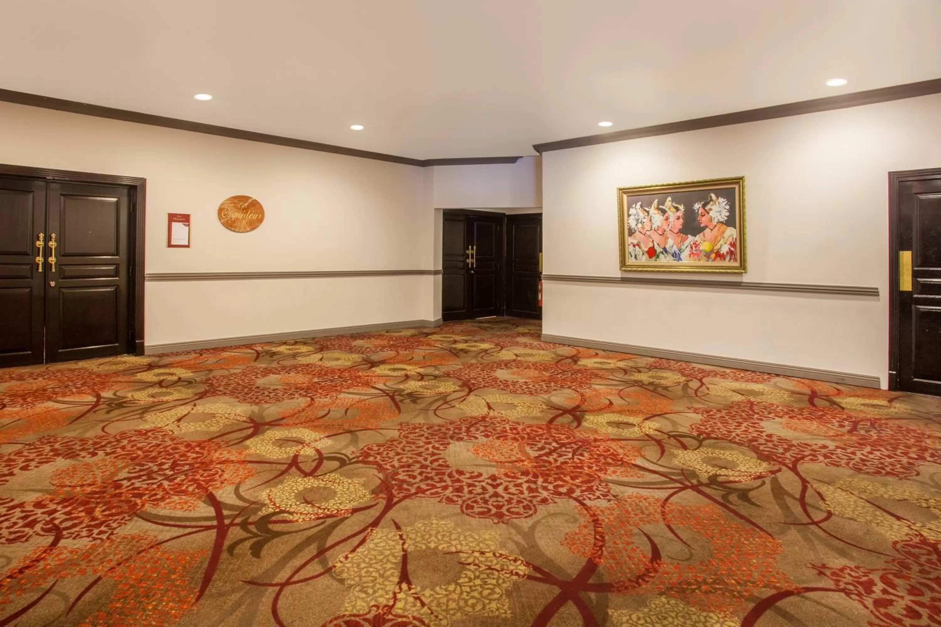 Meeting/conference room in Crowne Plaza Panama by IHG