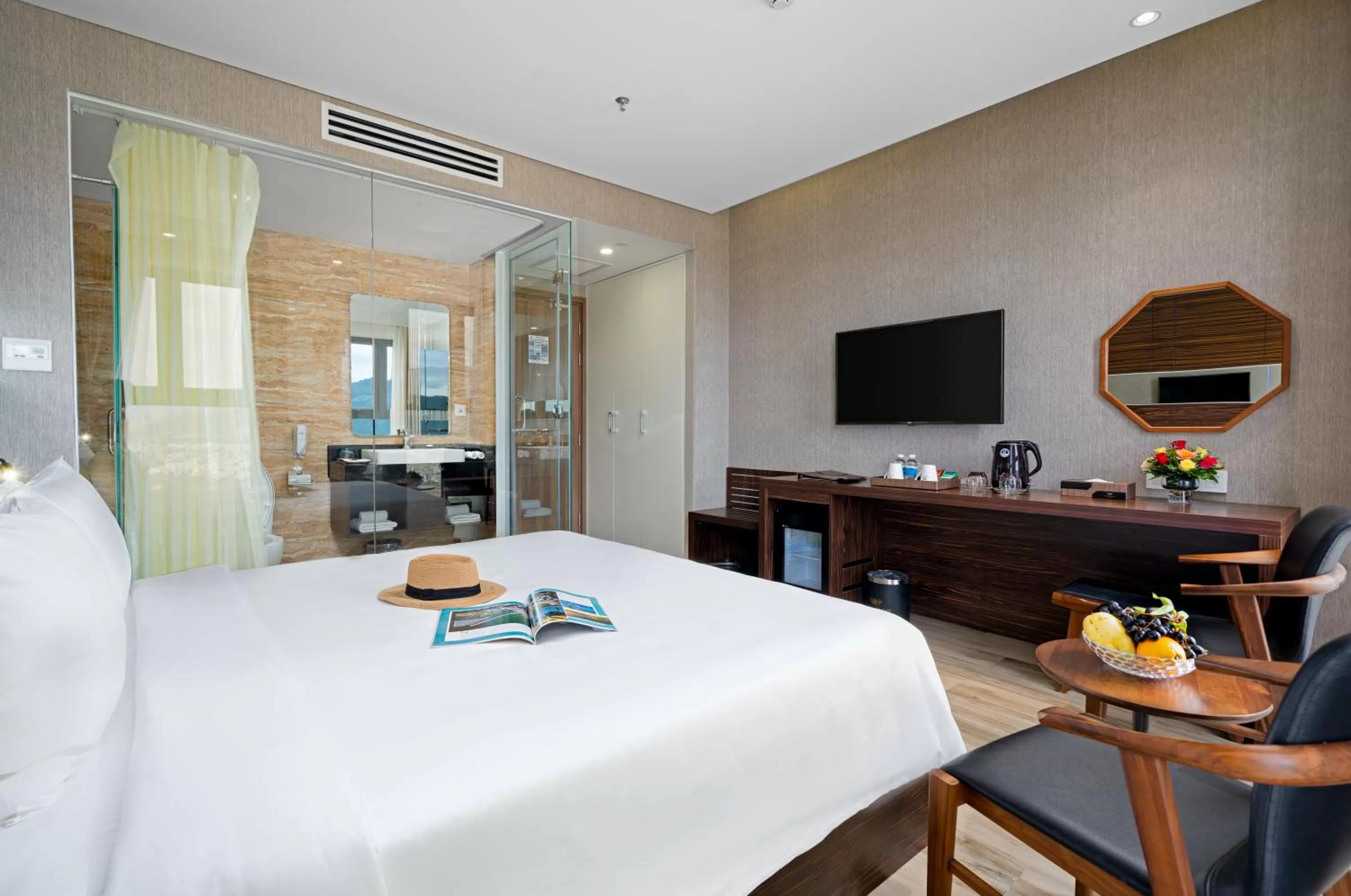 Bed in Emerald Bay Hotel & Spa Nha Trang
