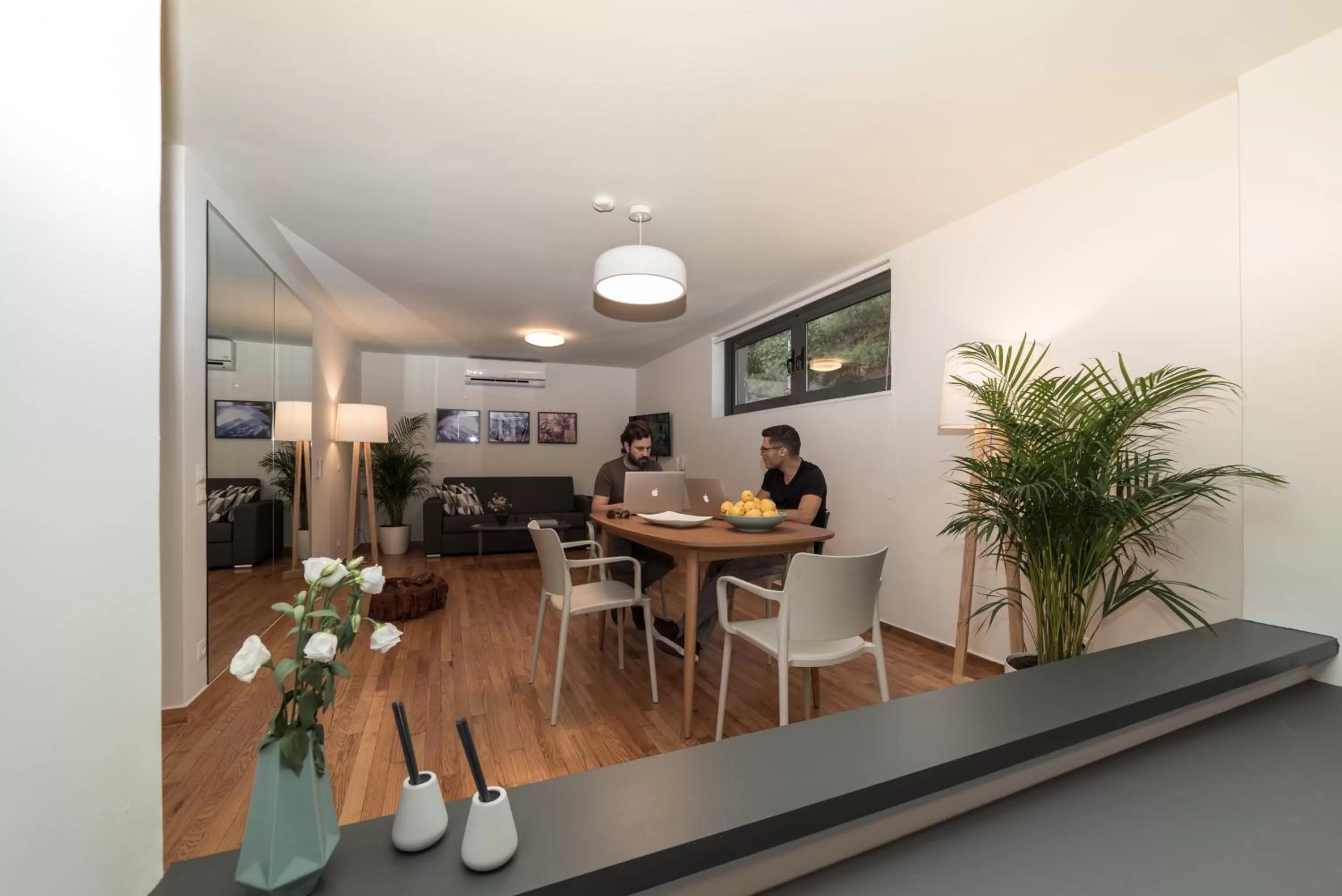 Living room in ZOIA The Hill by UPSTREET