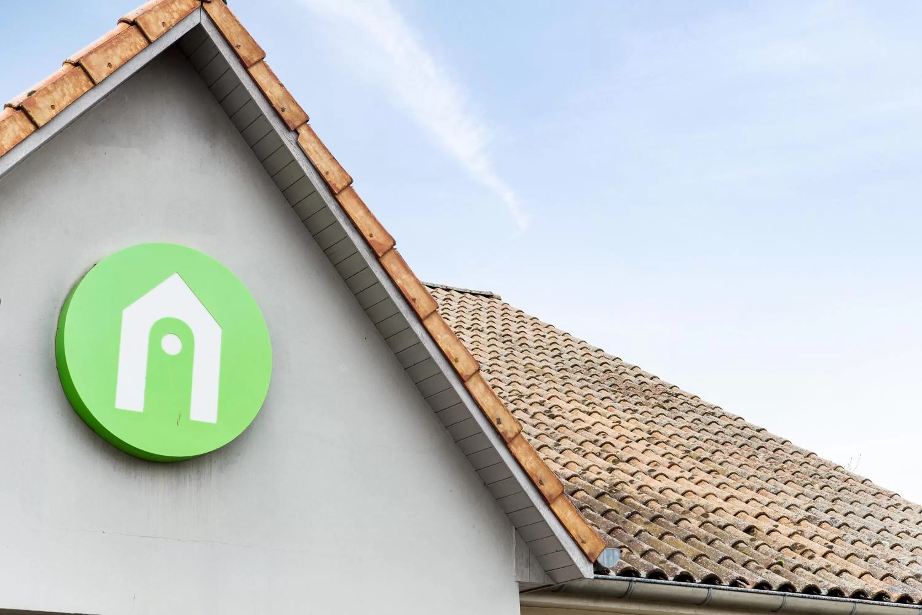 Facade/entrance in Campanile Gueret