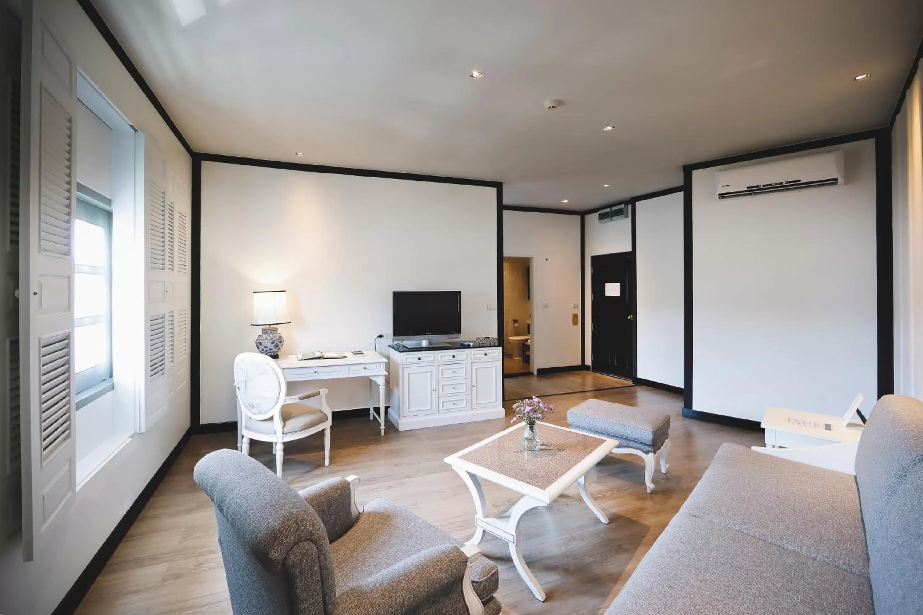 Living room in The Raweekanlaya Bangkok Wellness Cuisine Resort