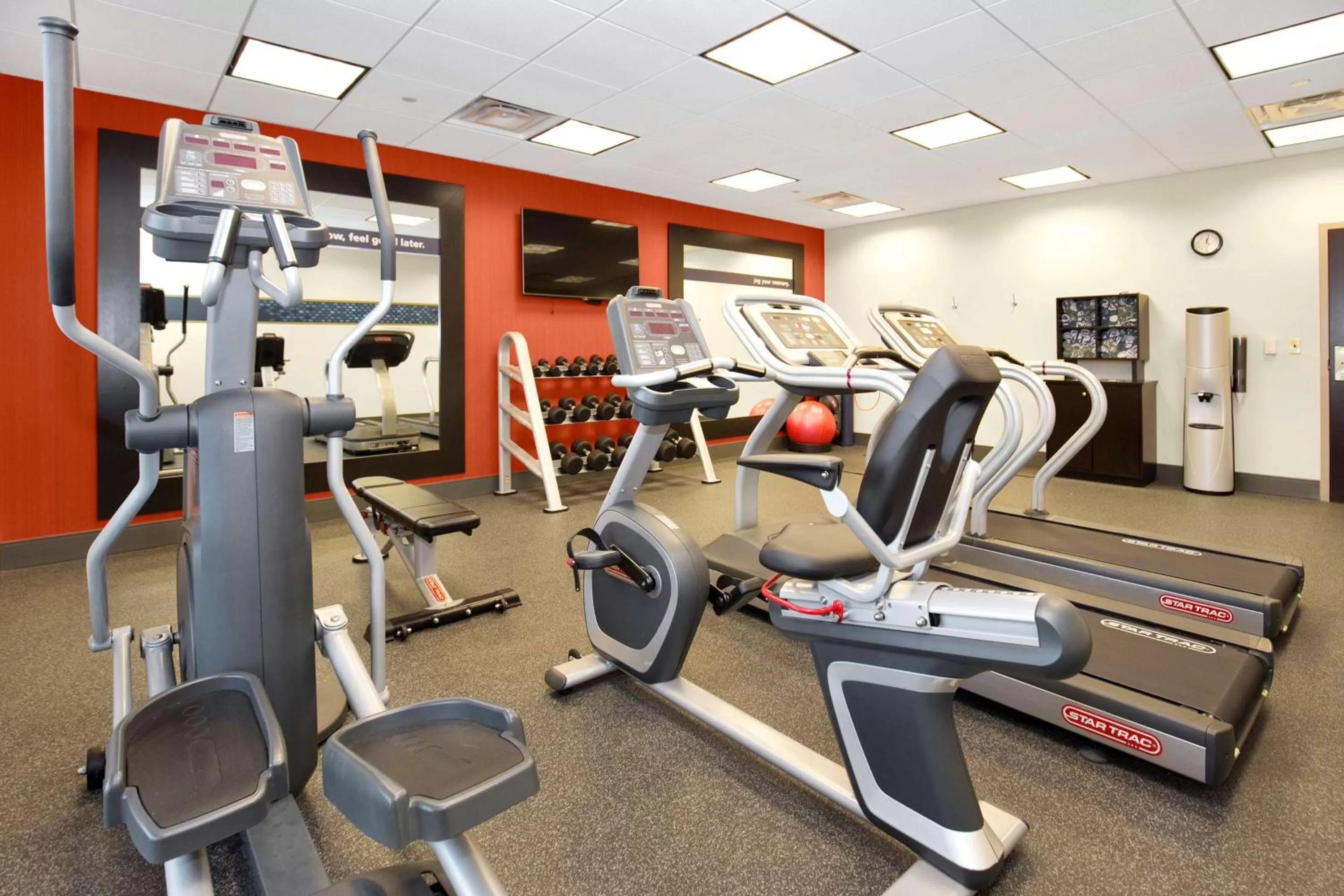 Fitness centre/facilities in Hampton Inn Butler