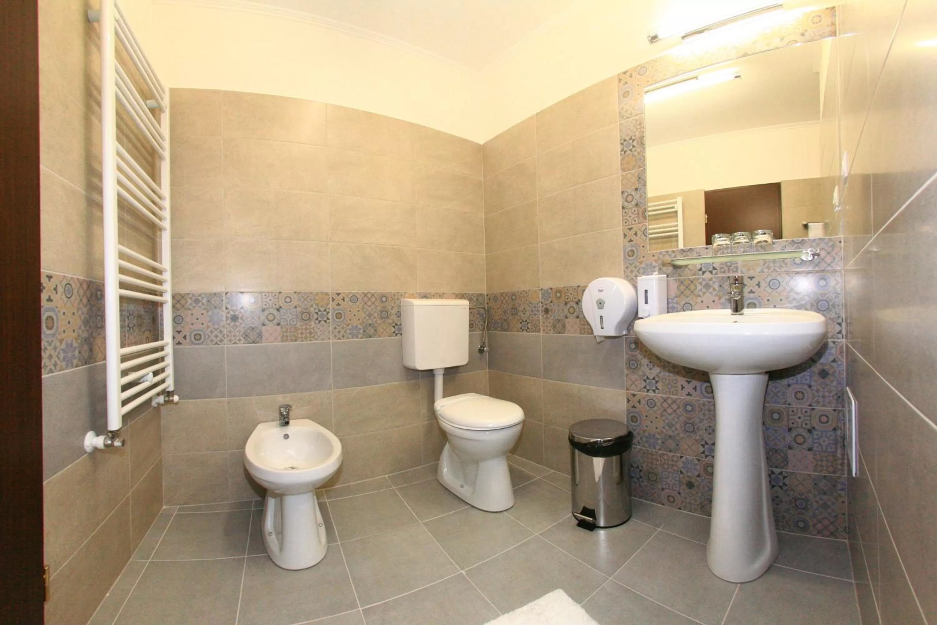 Bathroom in Hotel Sheriff