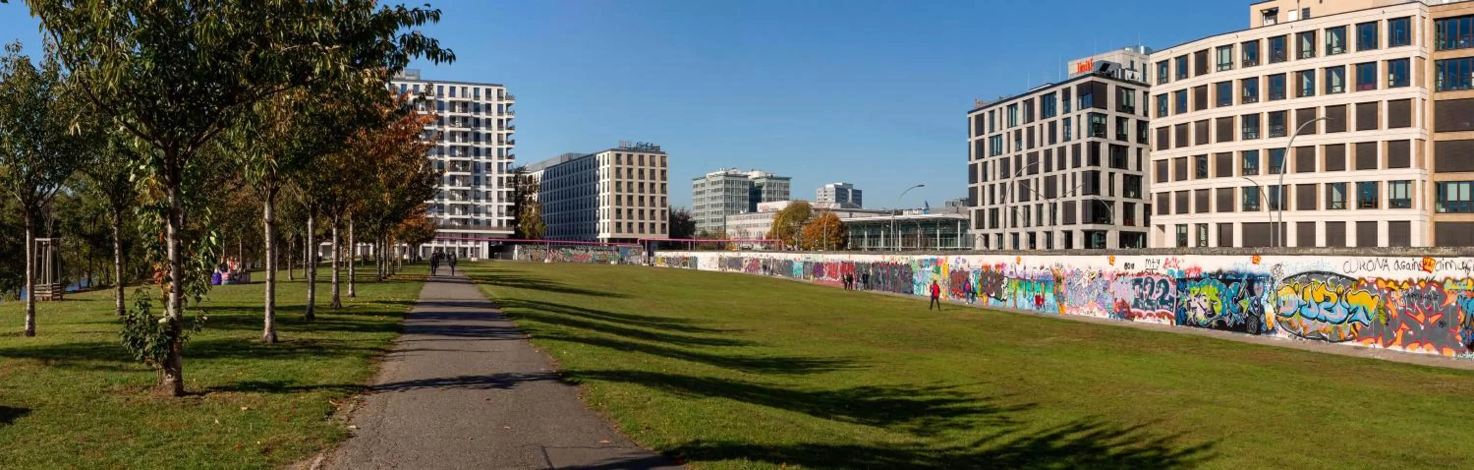 Schulz Hotel Berlin Wall at the East Side Gallery