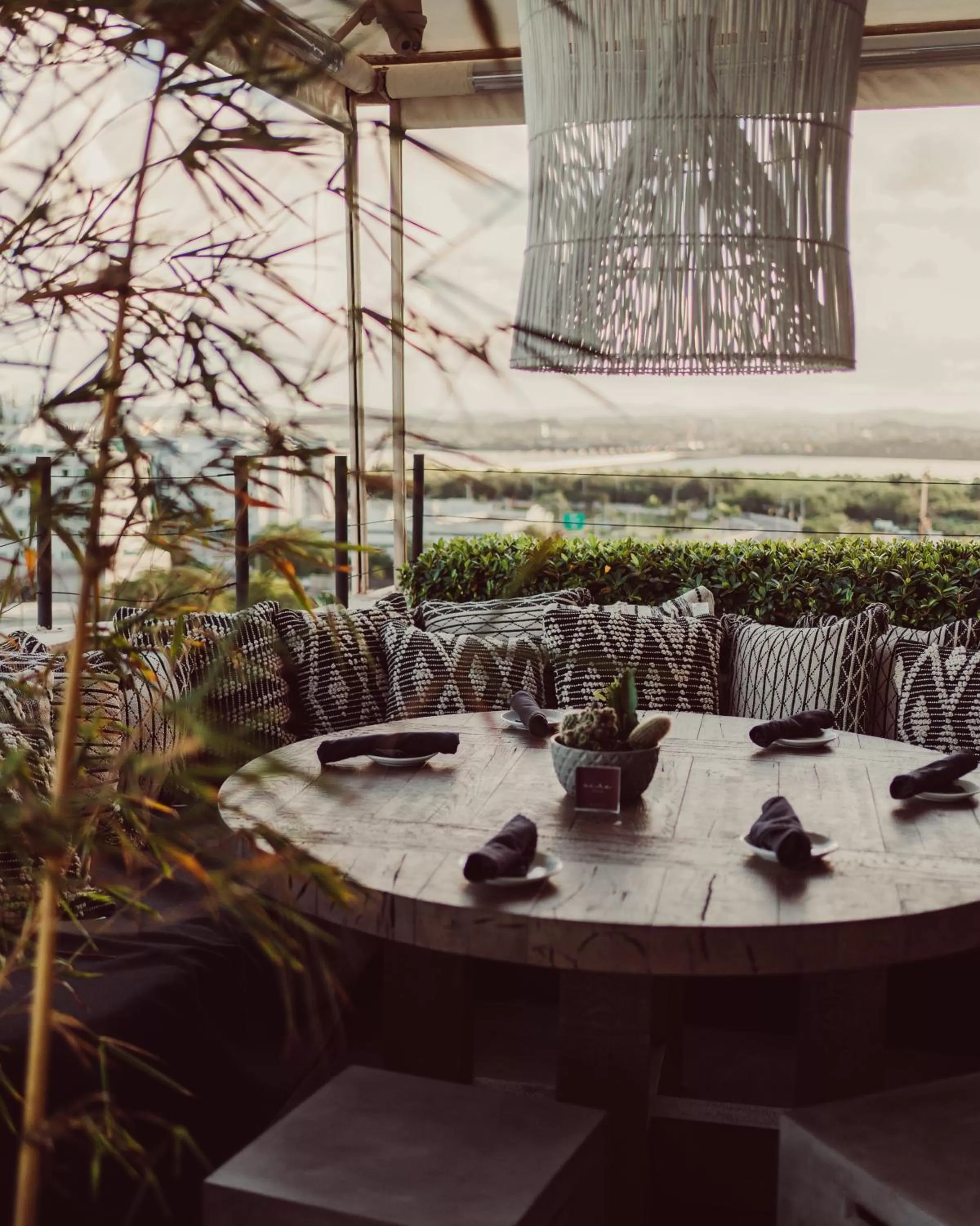 Restaurant/Places to Eat in San Juan Water & Beach Club Hotel