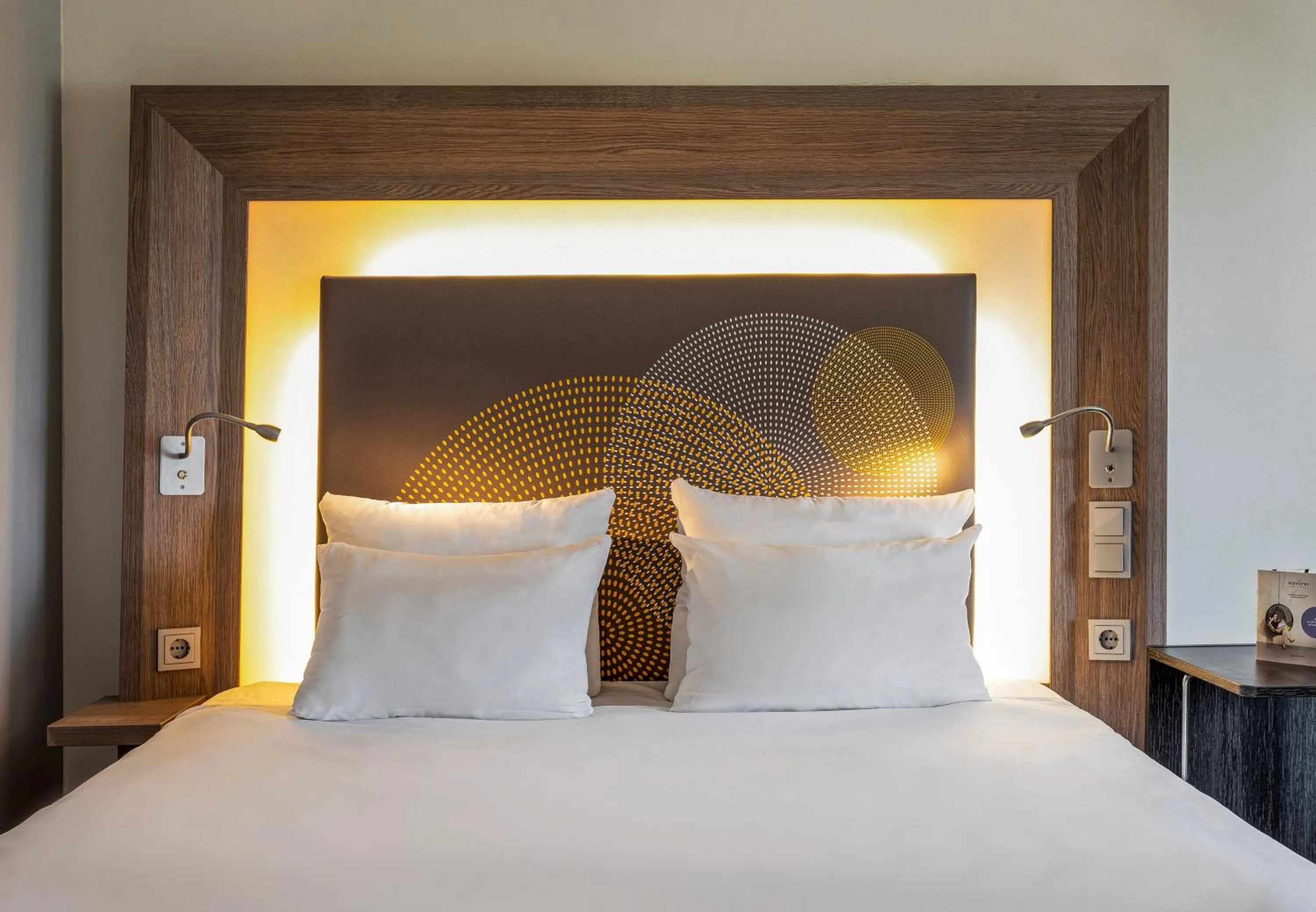 Superior Room with 1 Double Bed in Novotel Paris Saint Denis Stade Basilique