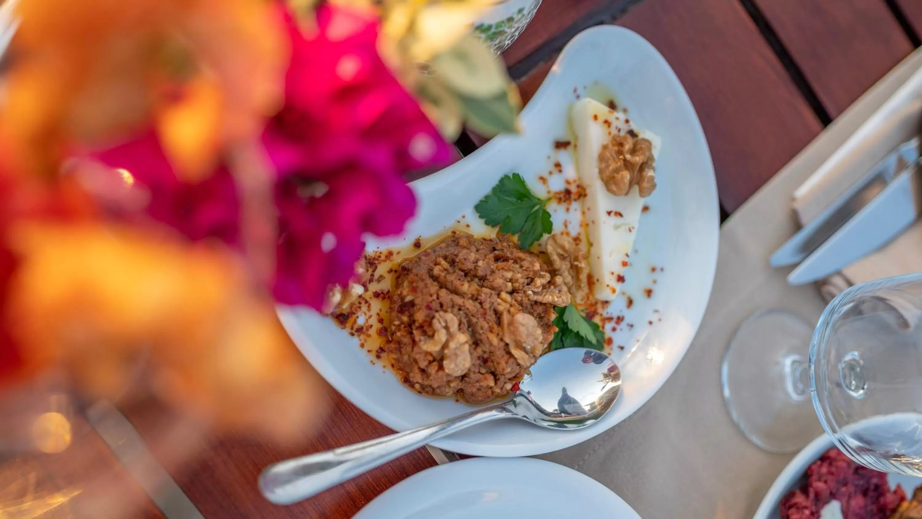 Food in 4reasons hotel + bistro | 12+