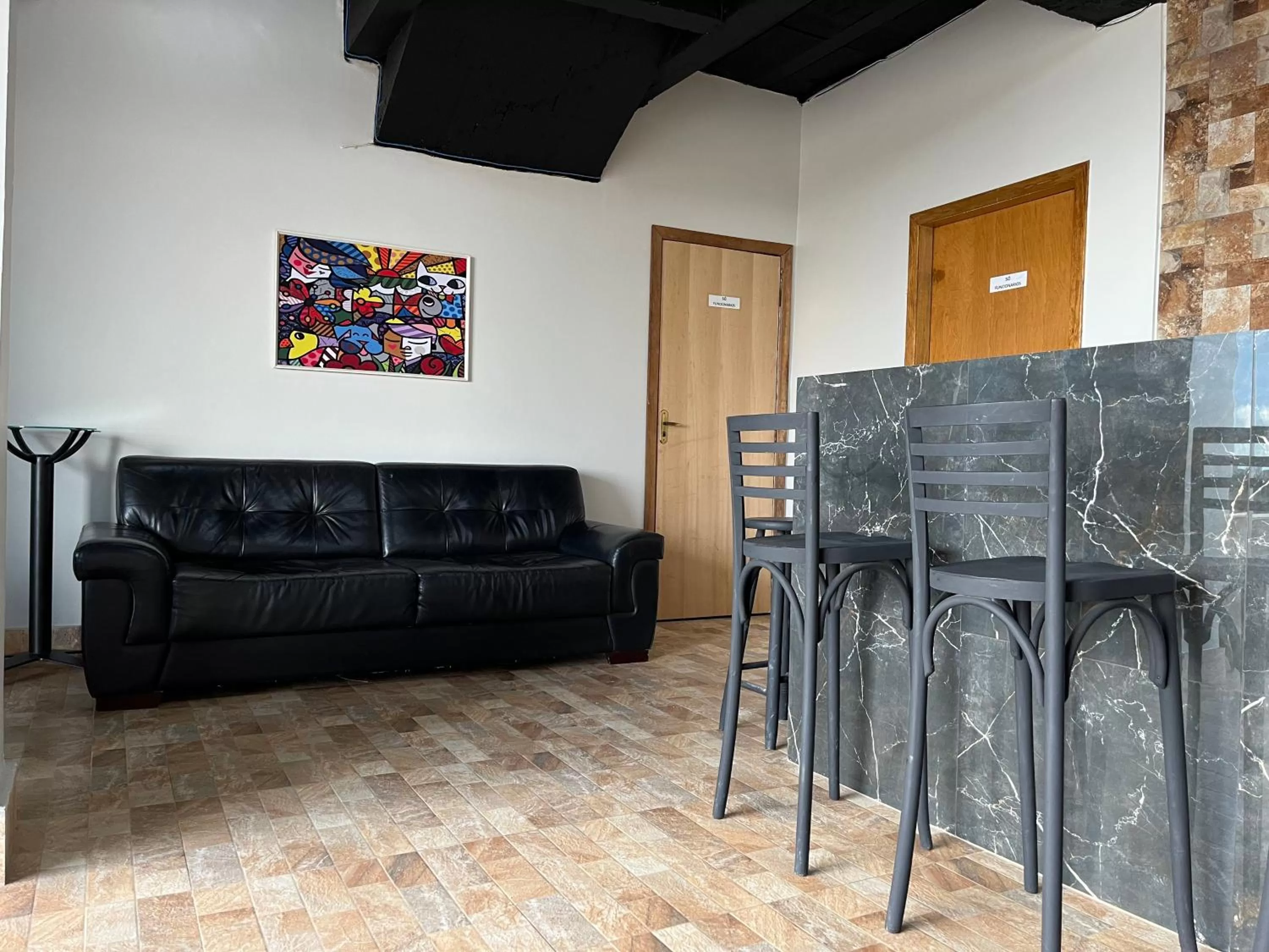 Seating Area in Riacho Hotel