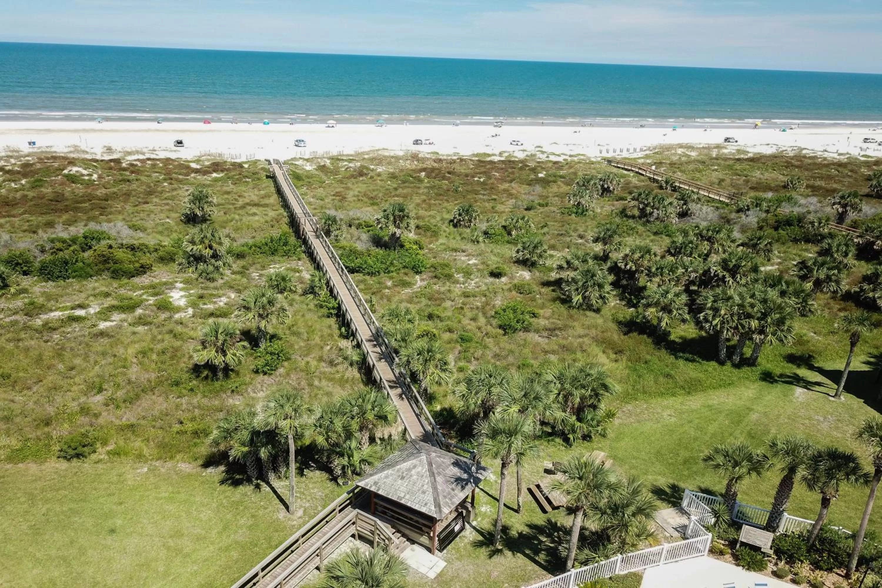 Bird's-eye View in Ocean Village L15