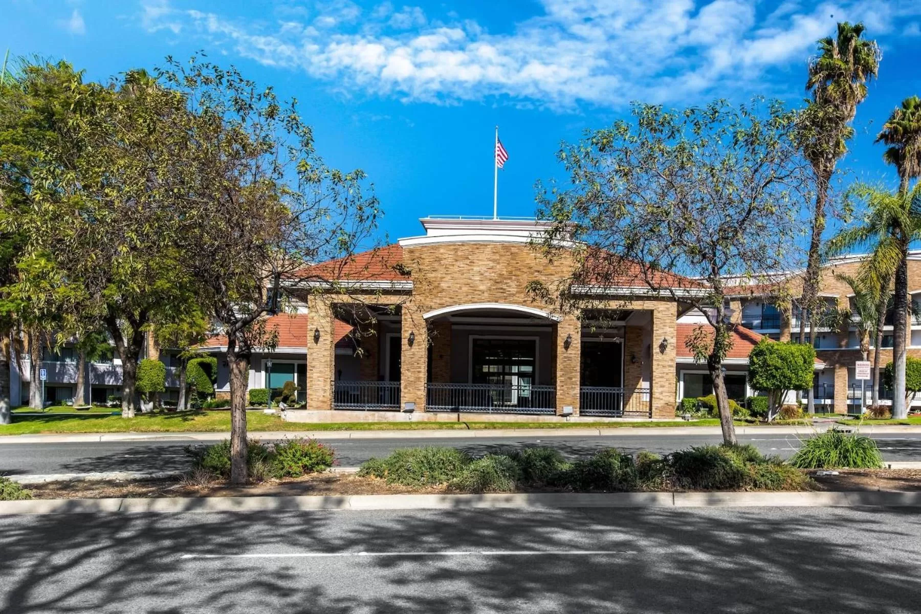 Property building in La Quinta by Wyndham Pomona