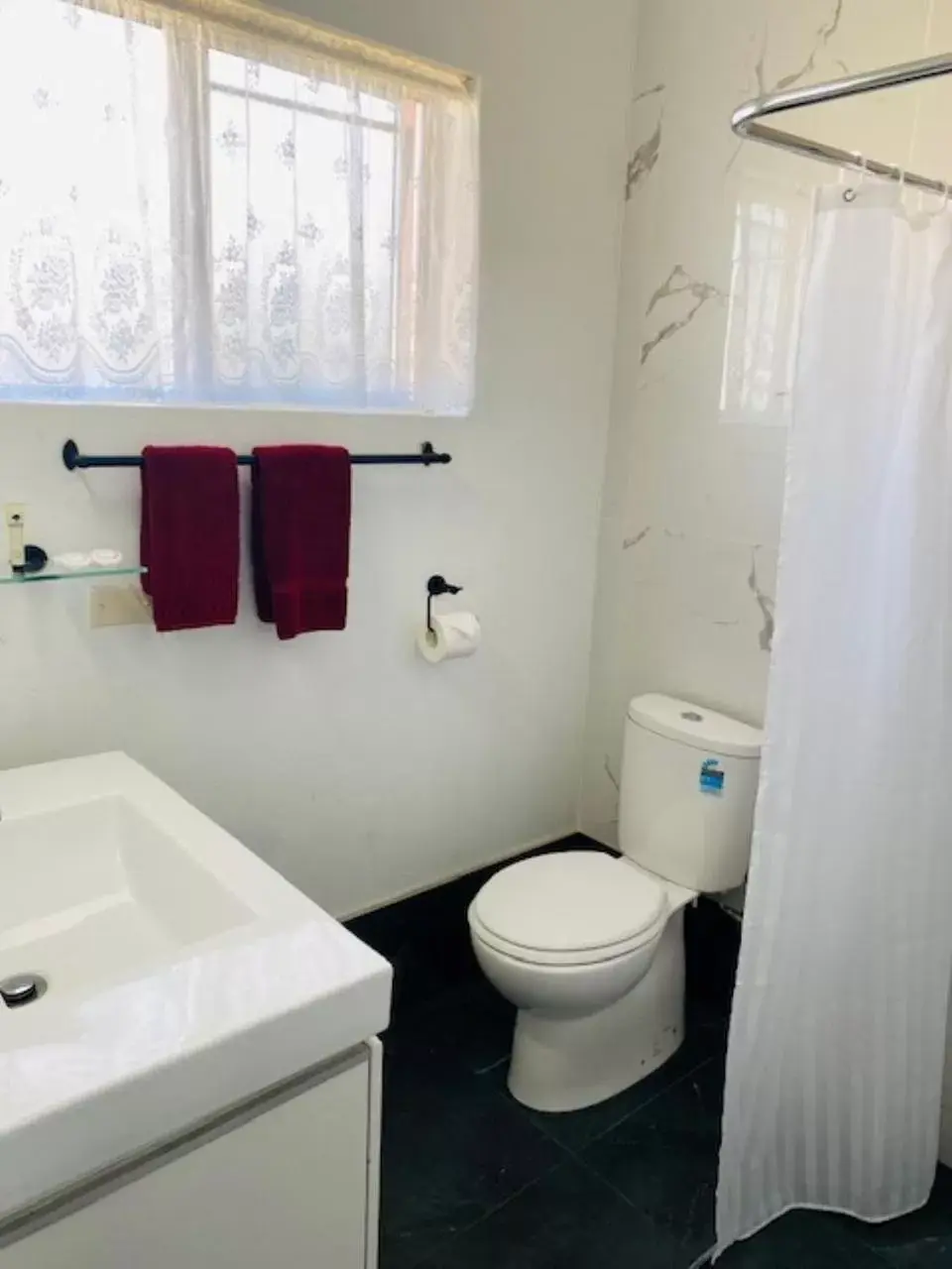 Deluxe Double Room in Tamworth Budget Motel Deluxe Double Room in Tamworth Budget Motel