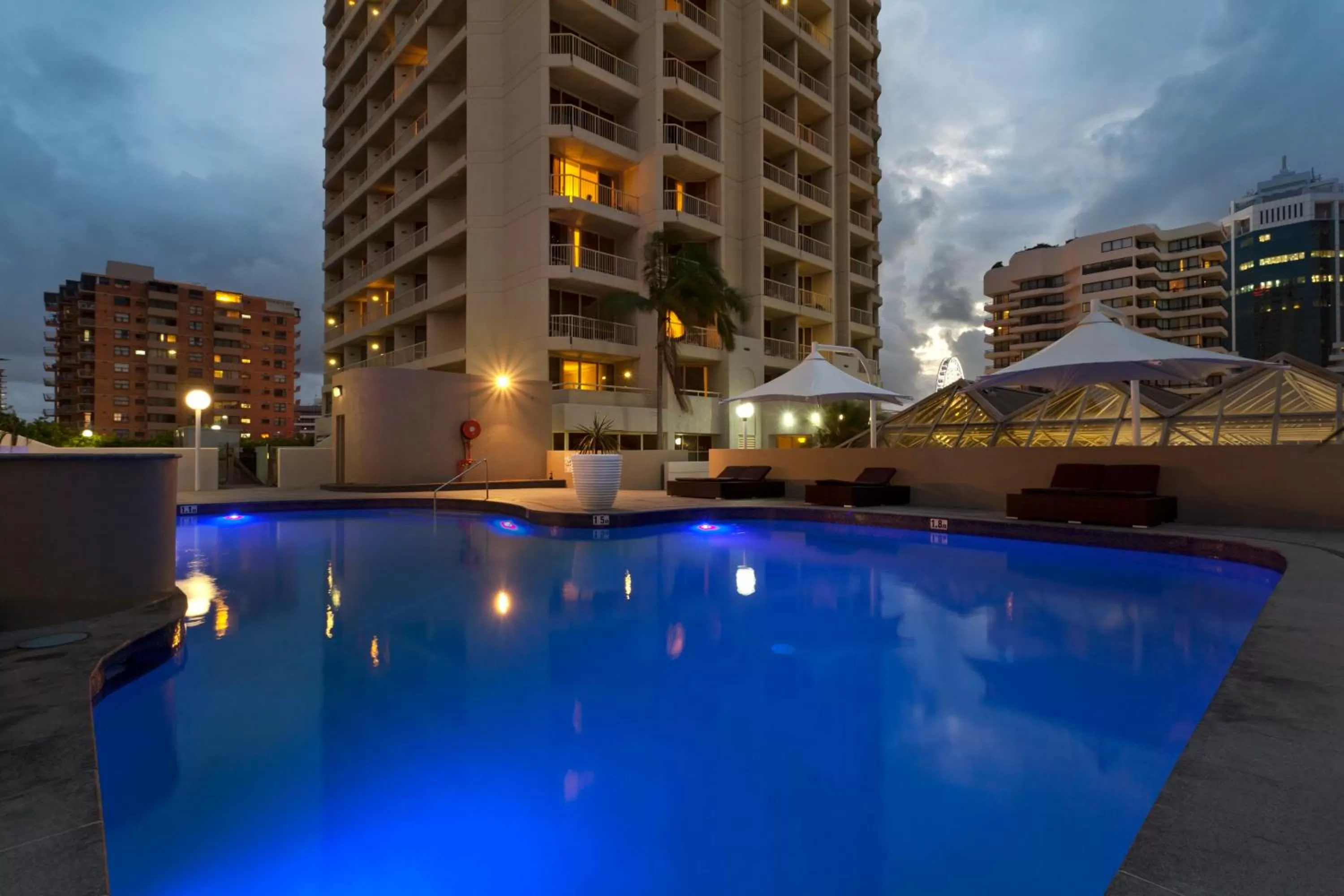 Swimming pool in Novotel Surfers Paradise