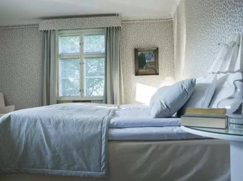 Bedroom, Bed in Ahlströmin Ruukki Noormarkku