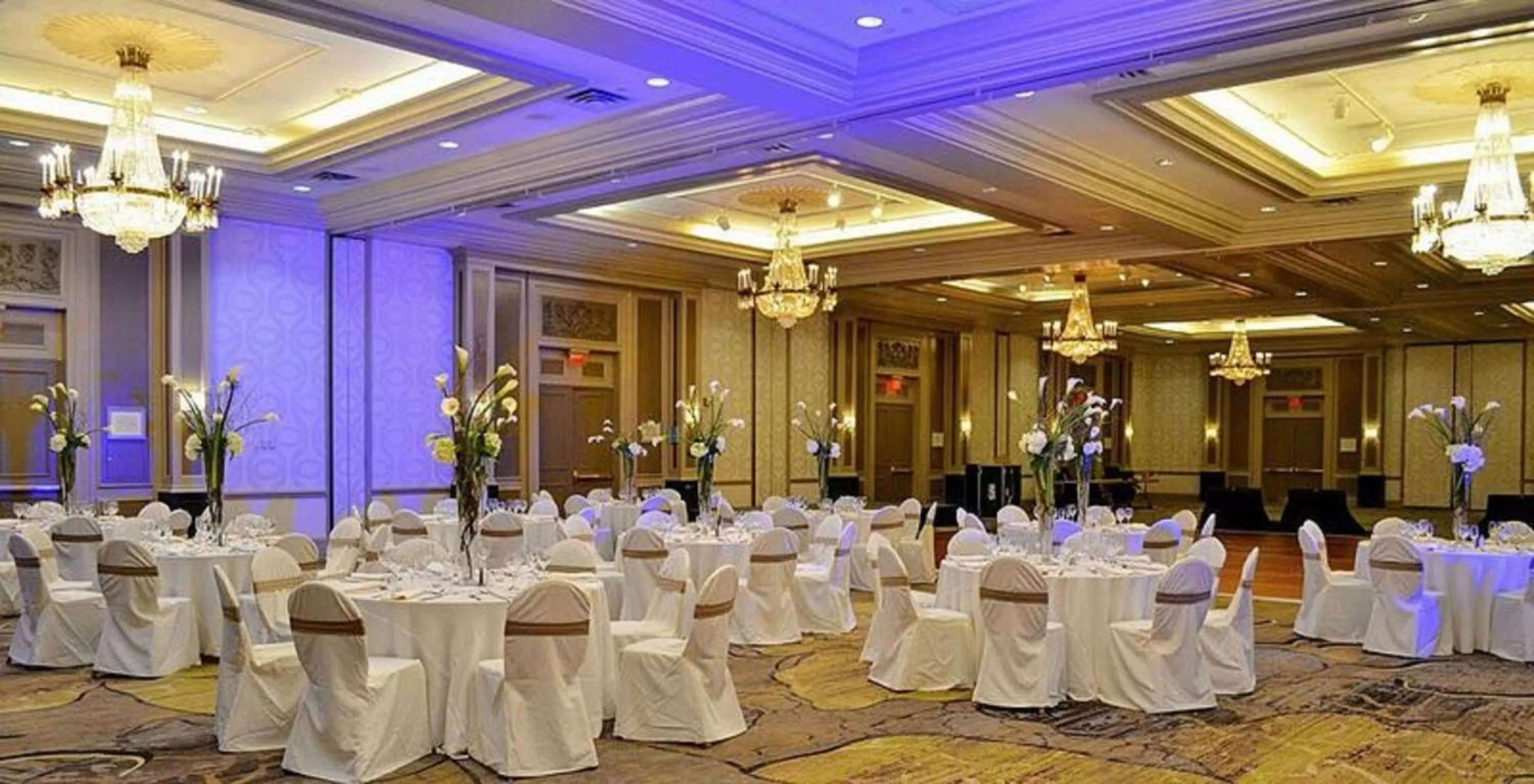 Dining area, Banquet Facilities in Hilton Woodcliff Lake