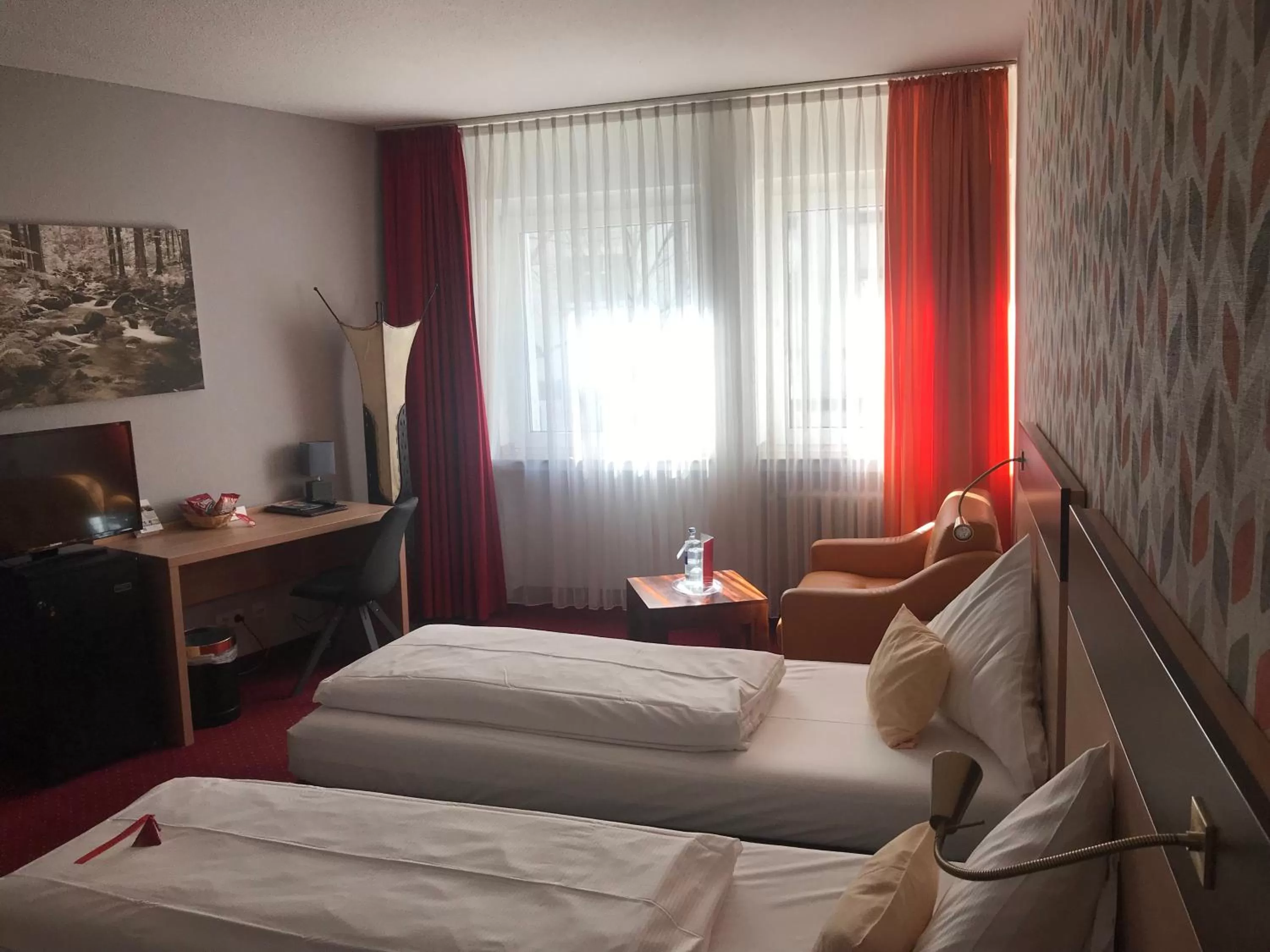 Photo of the whole room, Bed in Hotel Cascade Superior