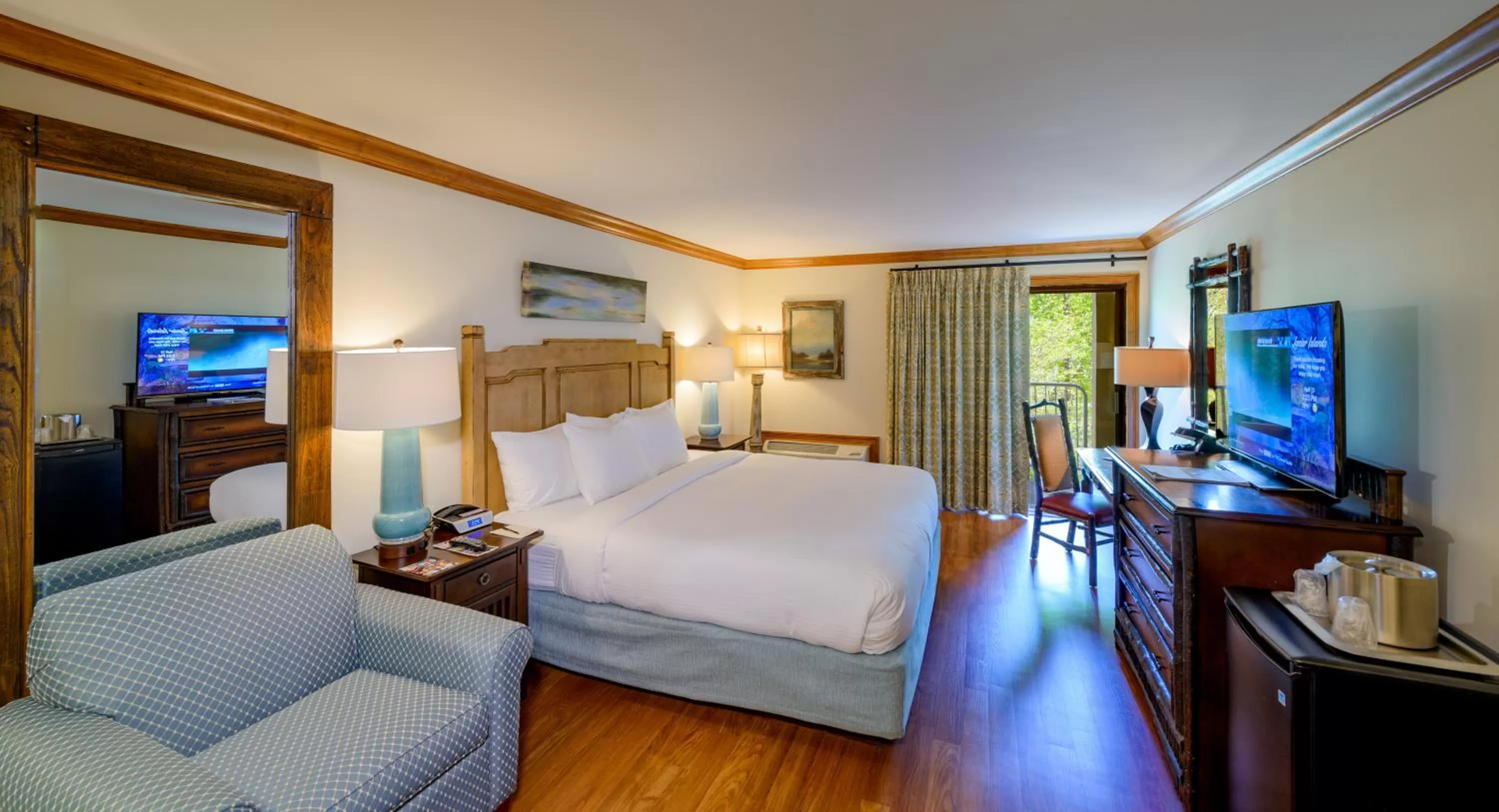 Junior Suite in Lanier Islands Legacy Lodge