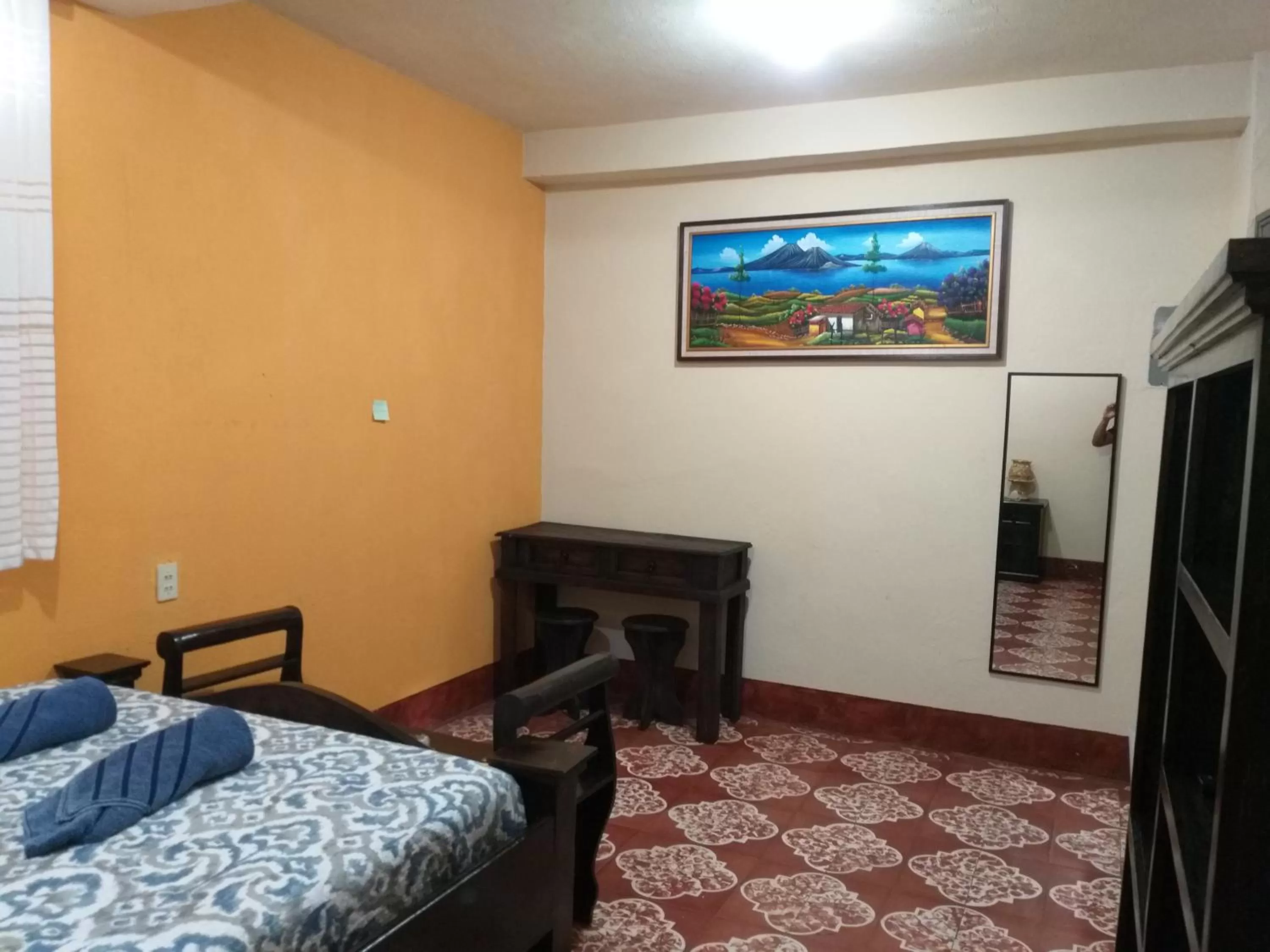 Decorative detail, Bed in Hospedaje El Viajero