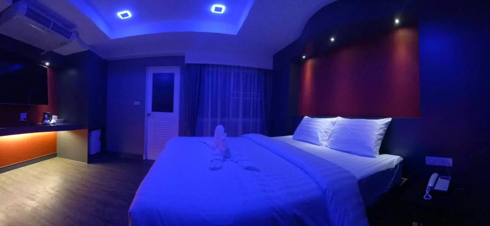 Photo of the whole room, Bed in Nava Grand