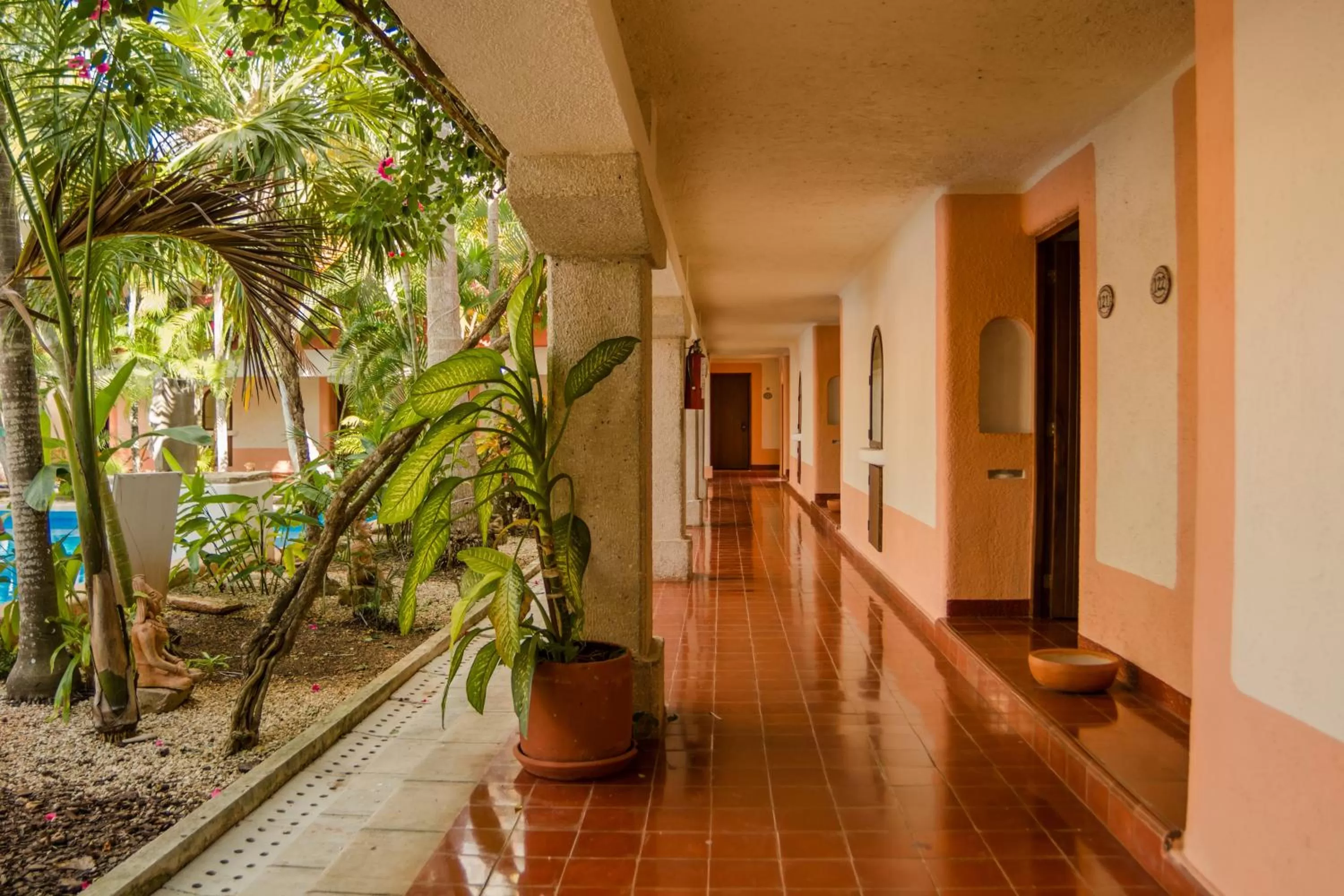 Patio in Villas Arqueologicas Chichen Itza
