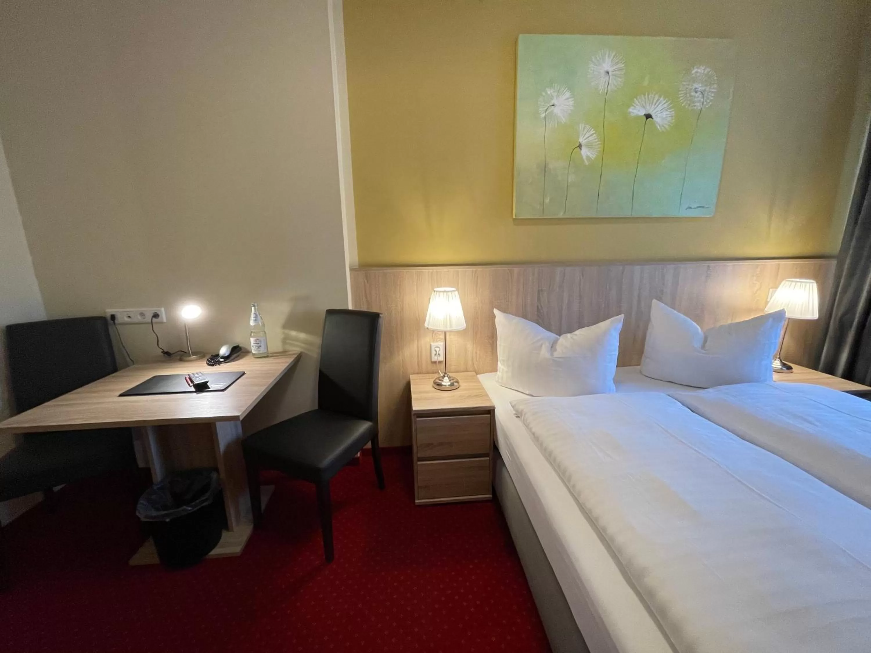 Photo of the whole room, Bed in Palm Premium Hotel & Apartments