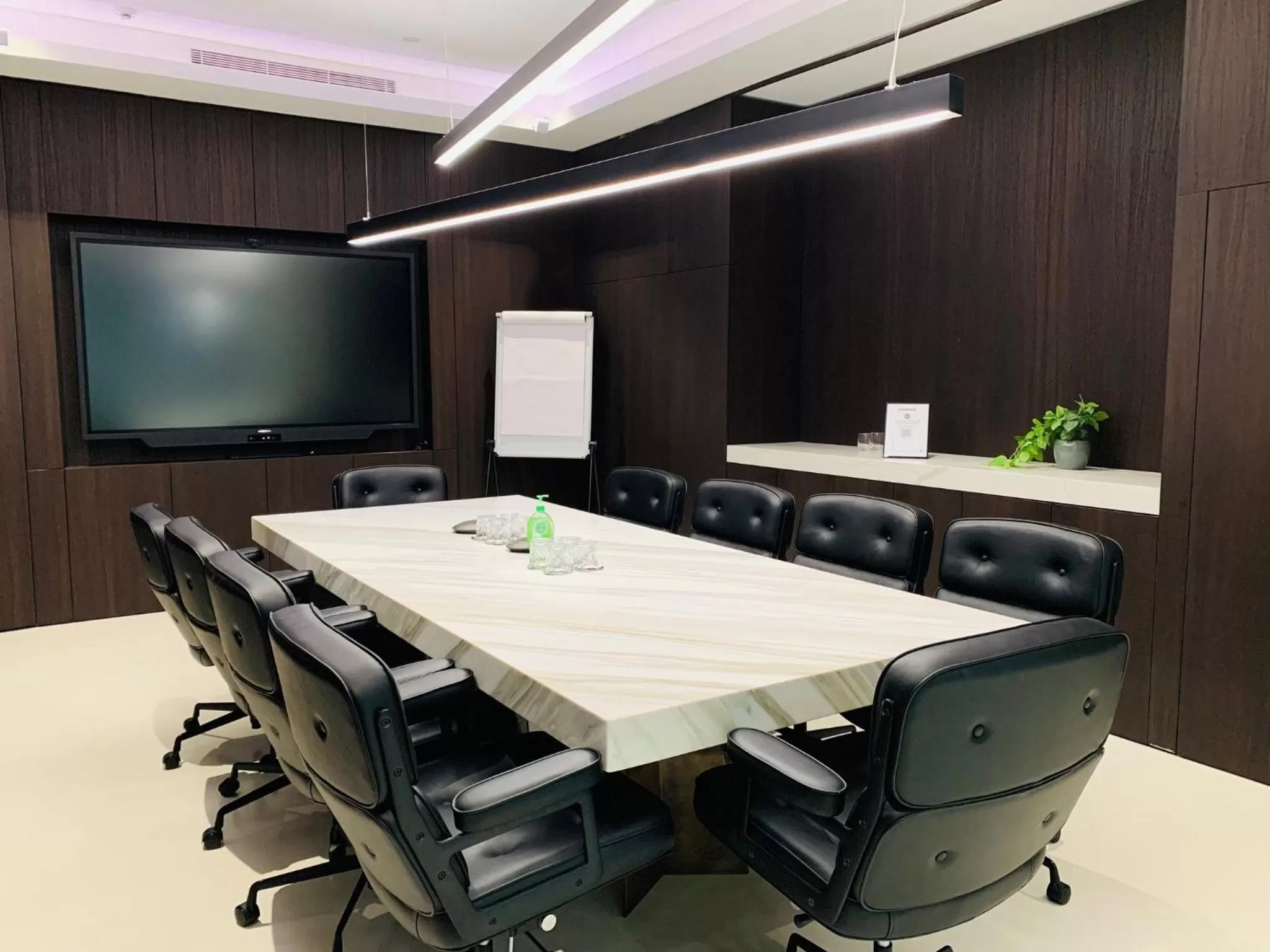 Meeting/conference room in Crowne Plaza Sydney Burwood by IHG