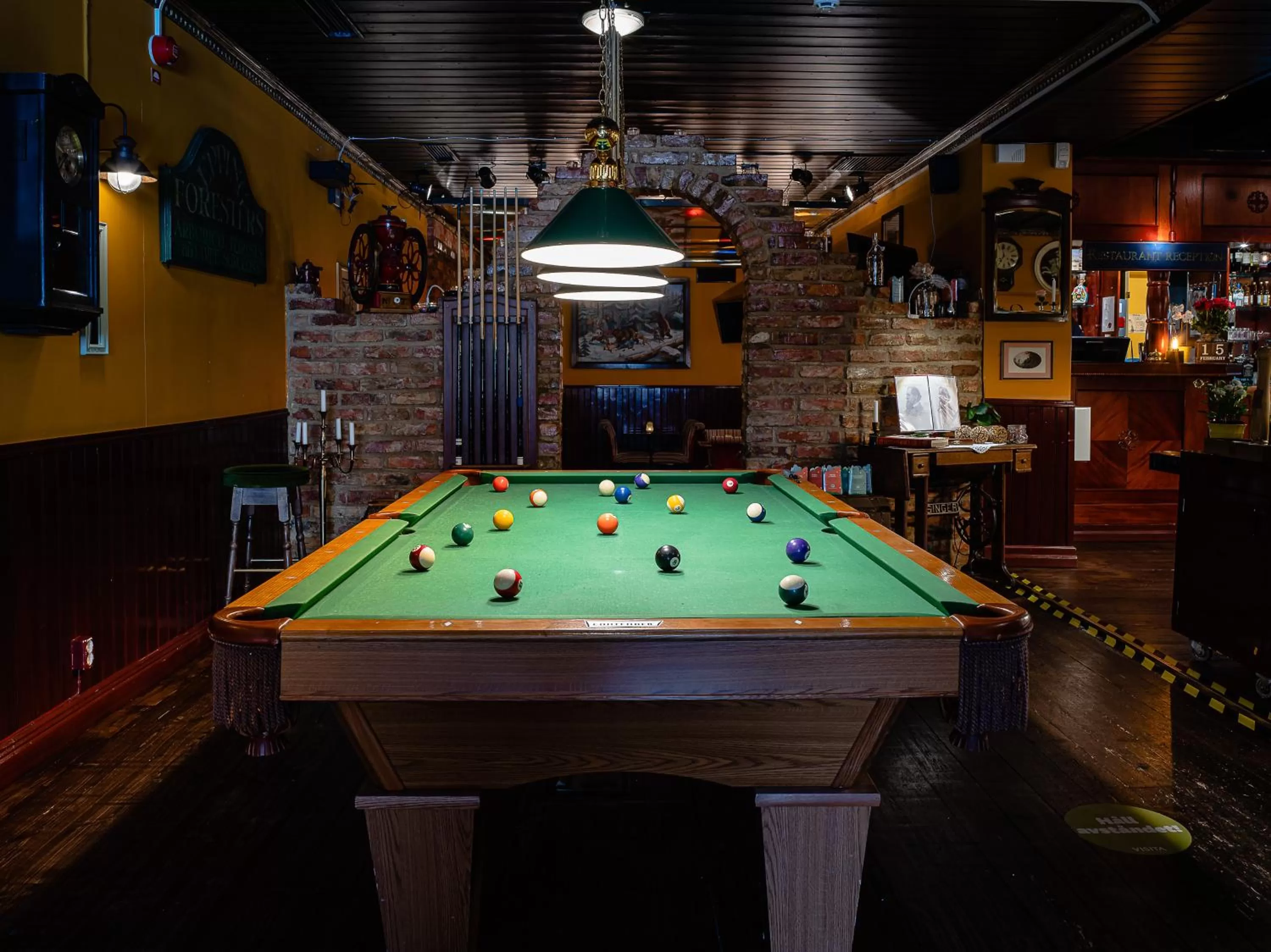 Billiard in Fagersta Wärdshuset C. Dickens