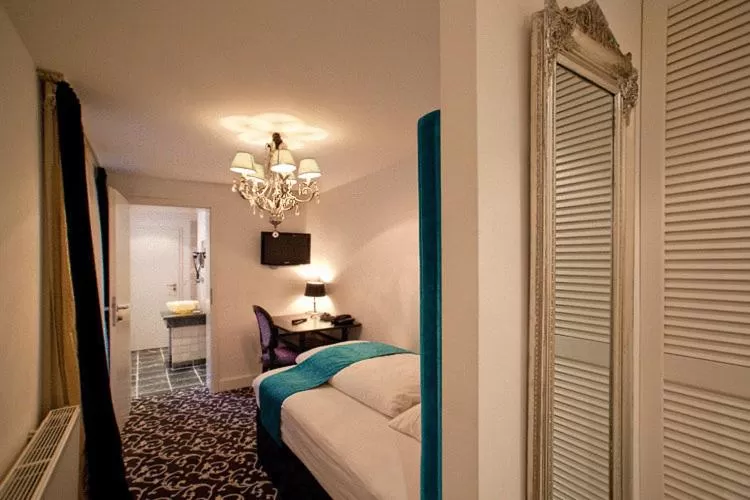 Photo of the whole room, Bed in Hotel Aleksandra