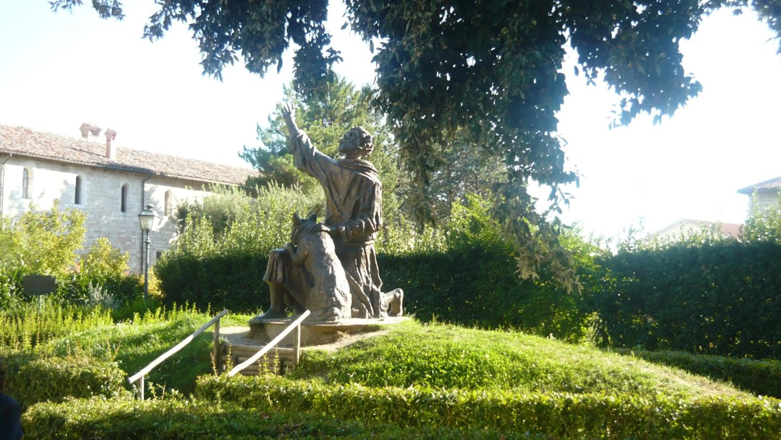 Area and facilities, Garden in Hotel Tre Ceri