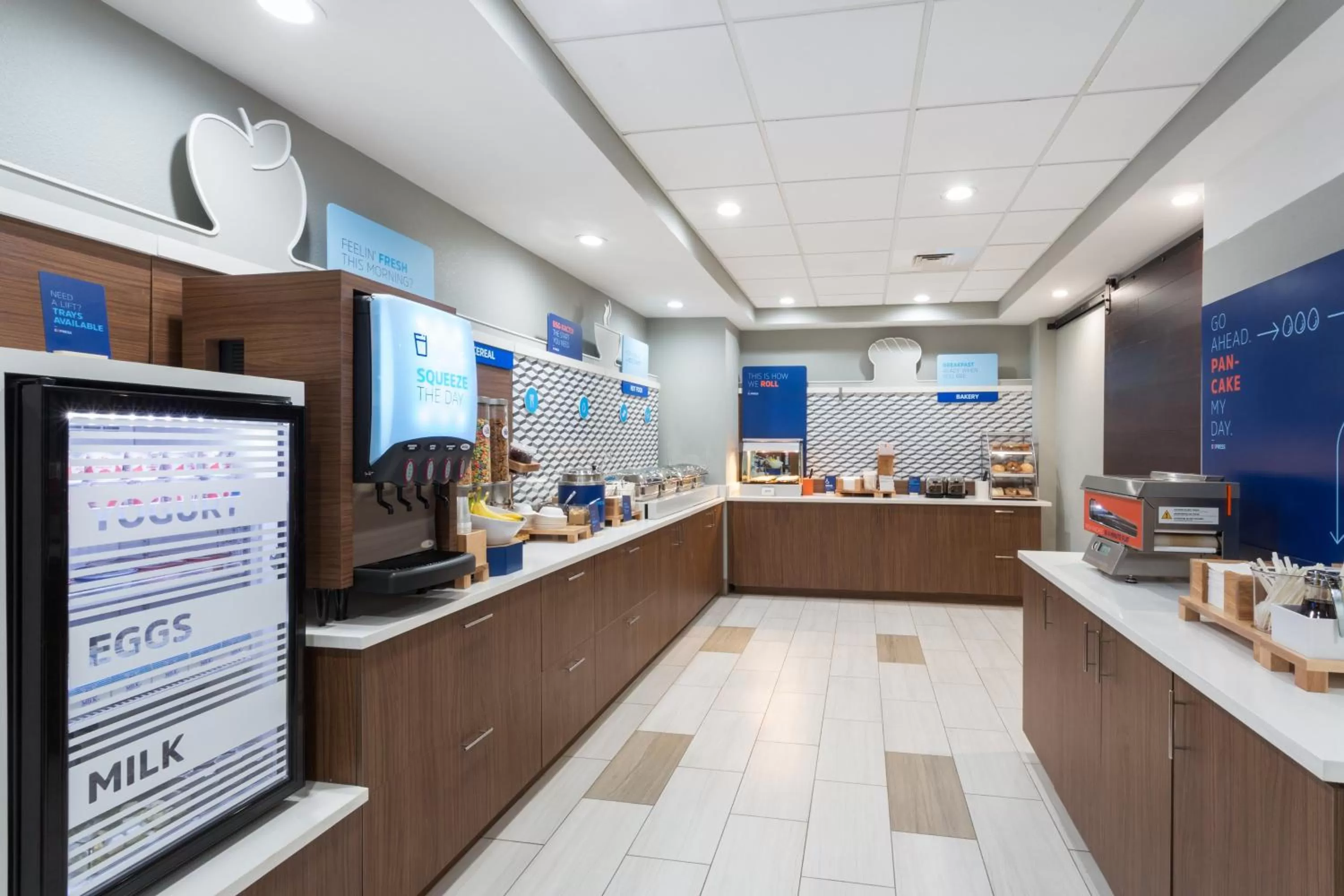 Breakfast in Holiday Inn Express & Suites. by IHG