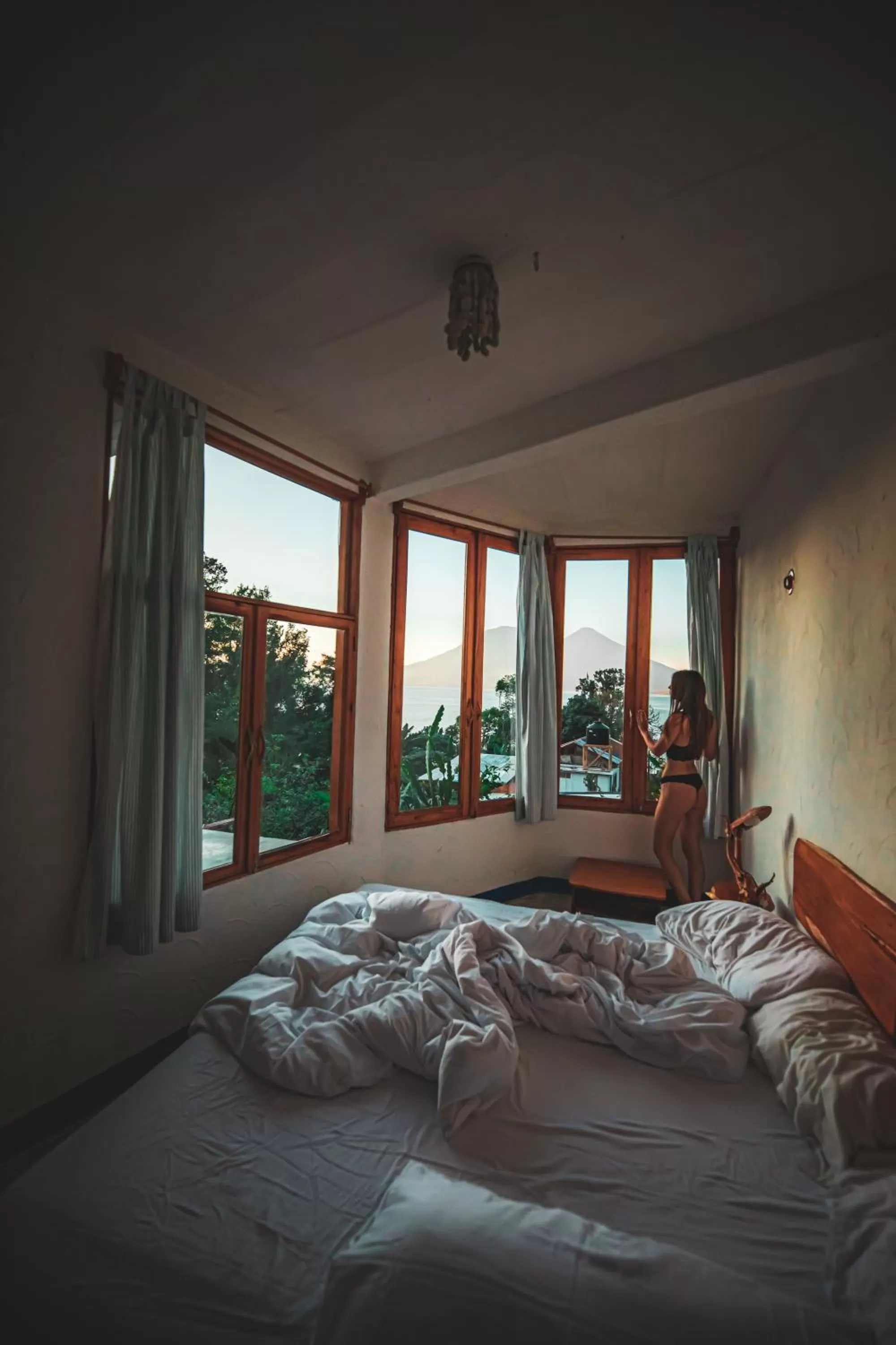 Bed in Lush Atitlán