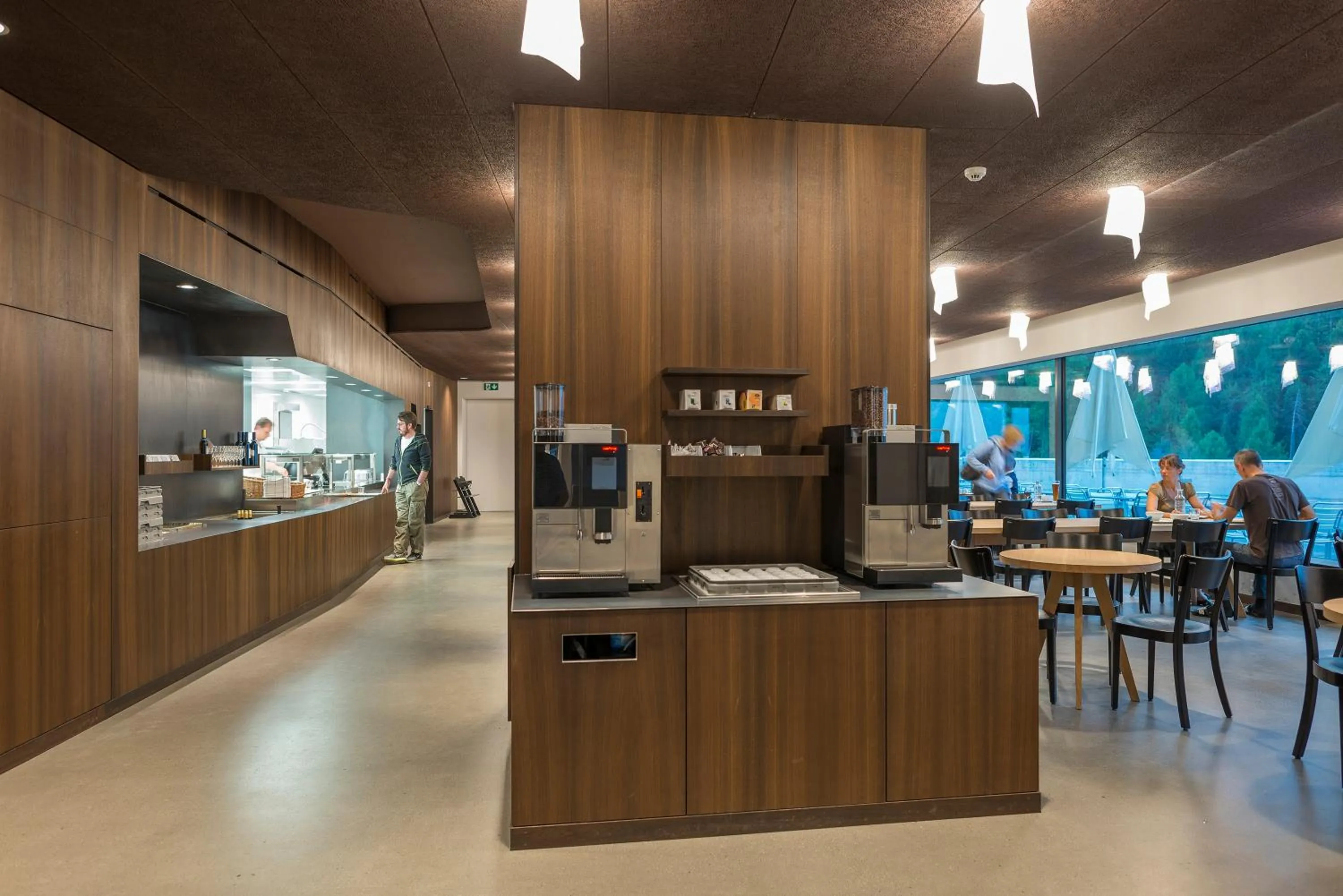 Restaurant/places to eat in Saas-Fee wellnesshostel4000