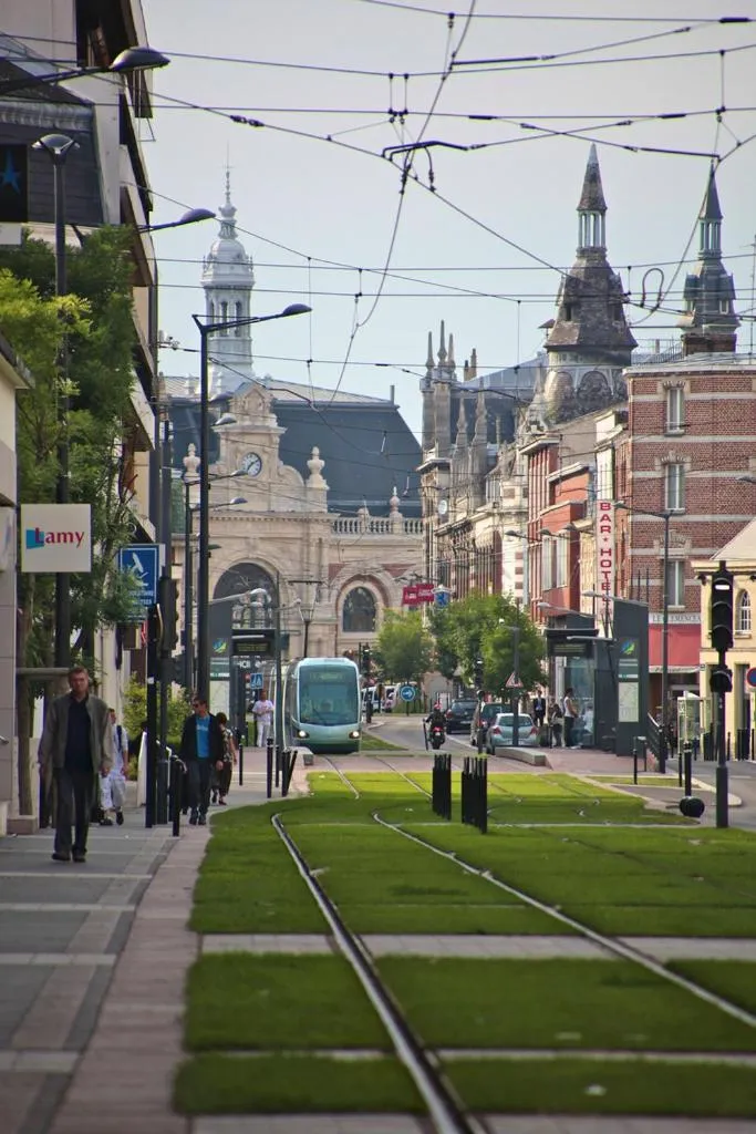 Neighbourhood in Le Clémenceau Hôtel et Appart'hôtel & Restaurant "Gare Sncf" centre ville