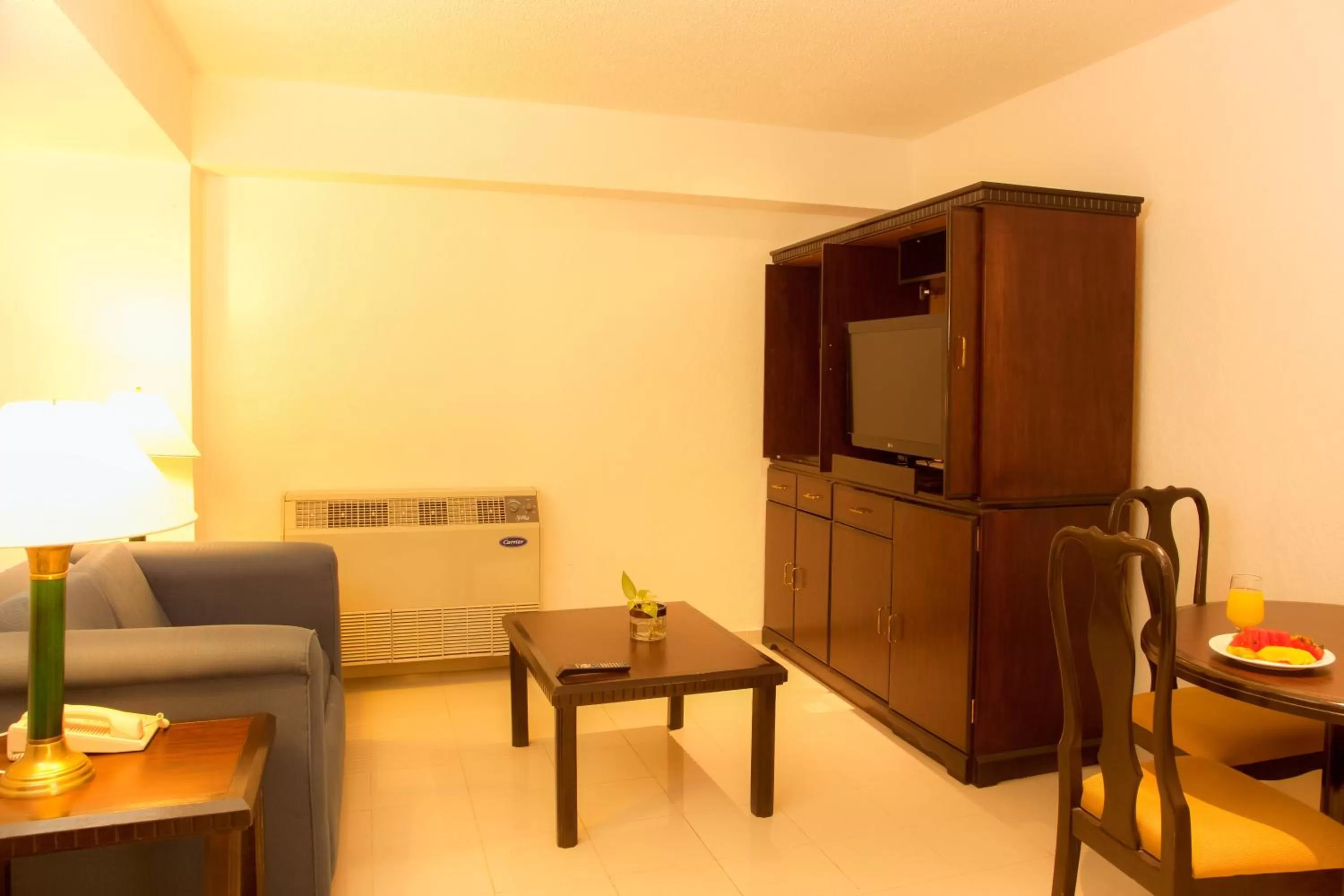 Photo of the whole room in Fiesta Inn Monclova