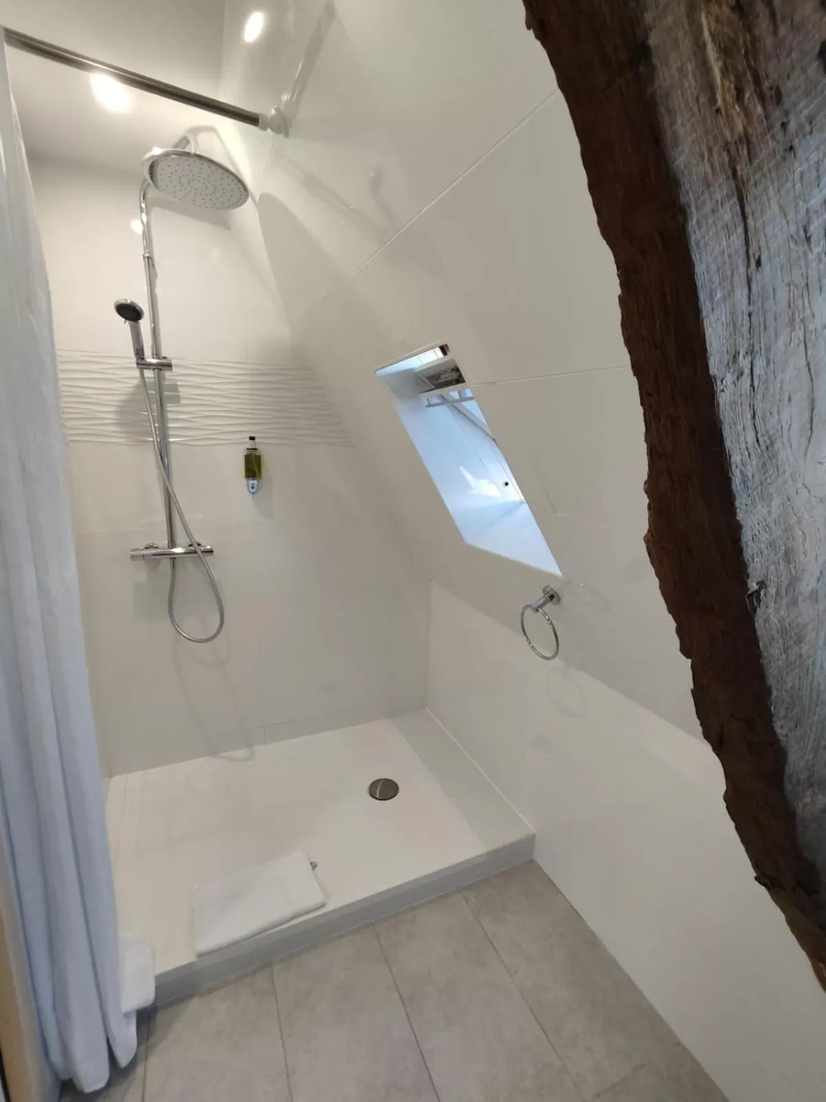 Shower in Demeures & Châteaux - Hôtel de la porte Saint-Malo - DINAN
