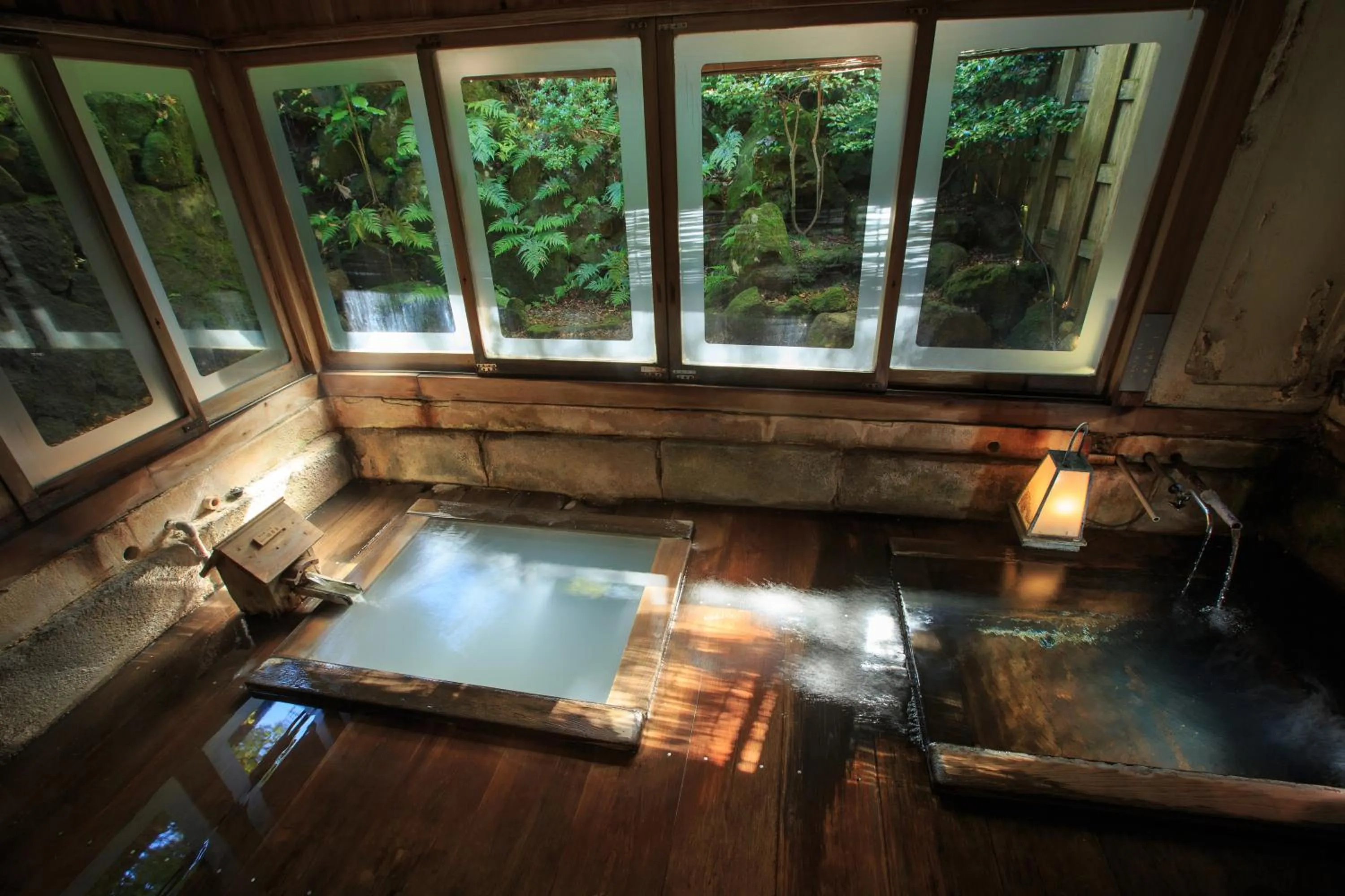 Hot Spring Bath in Kinokuniya Ryokan