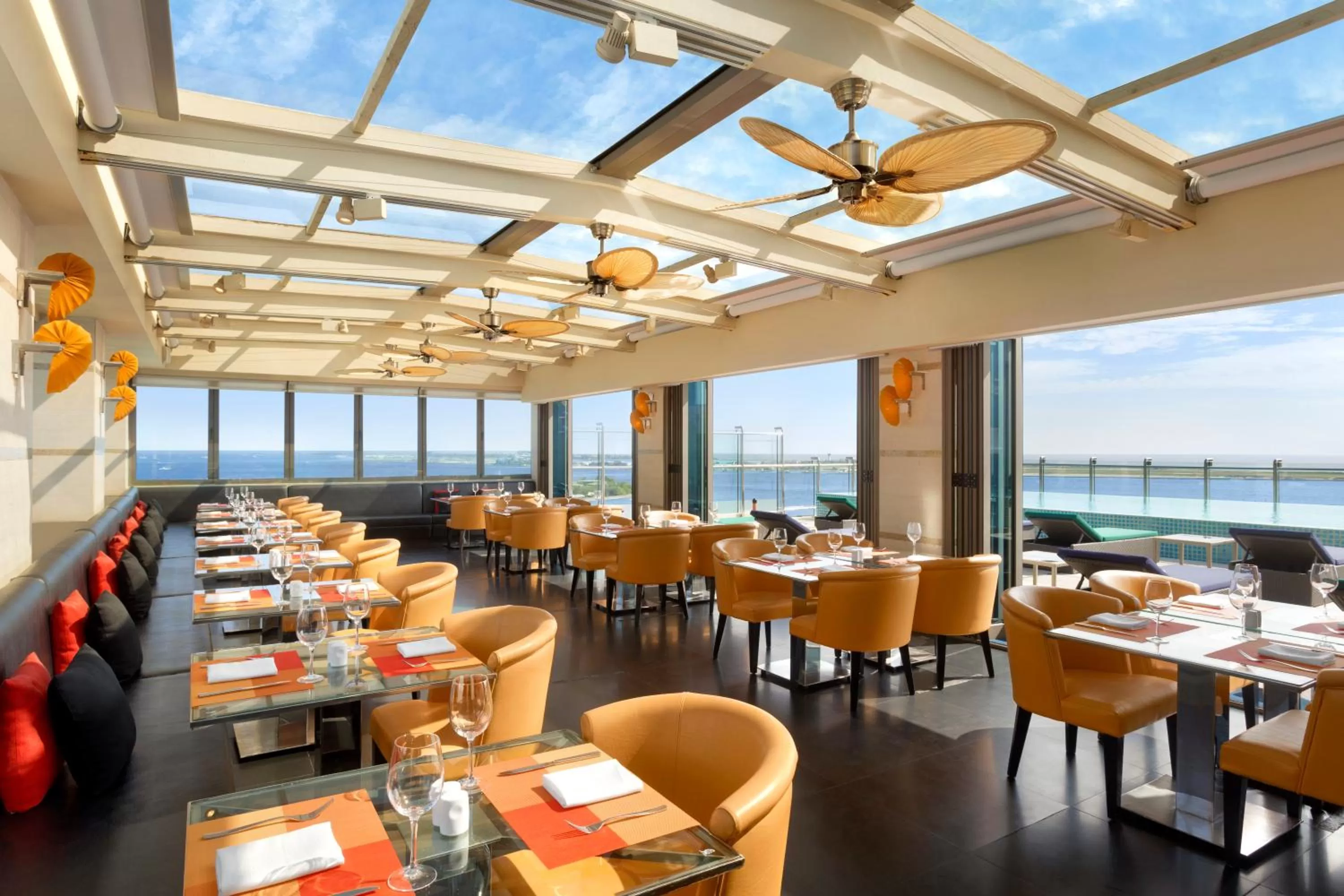 Area and facilities in Jen Maldives Male by Shangri-La